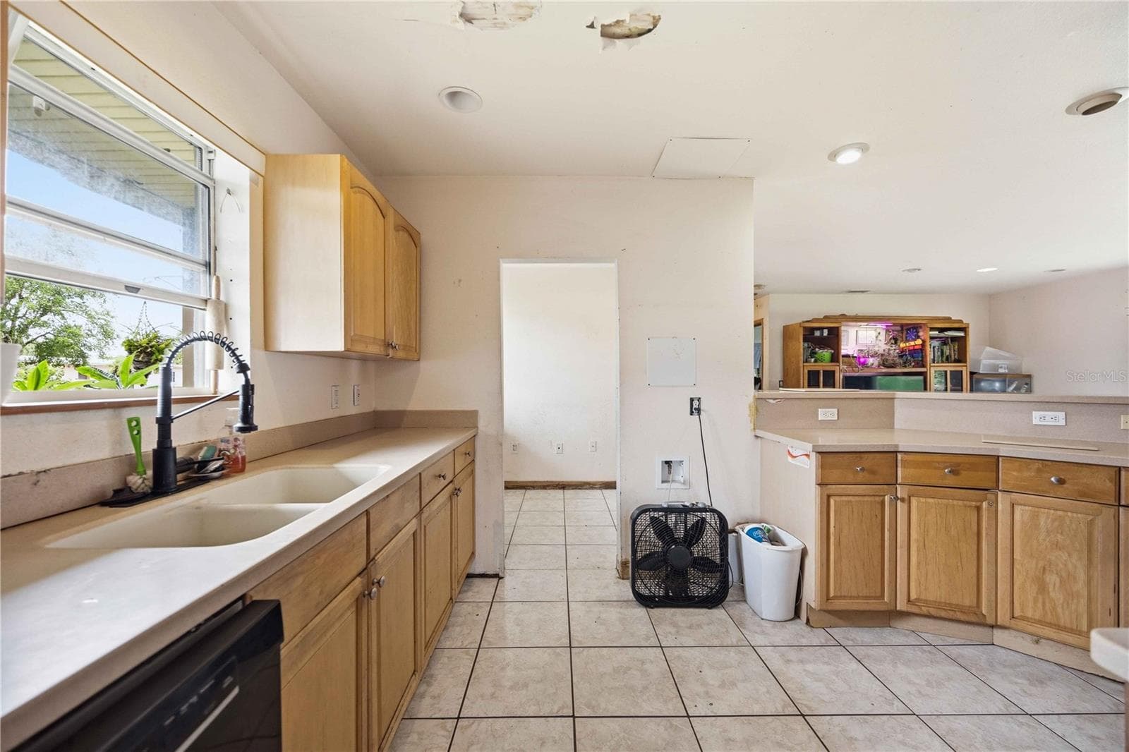 Single Family Residence at 21378 PERCY AVE, PORT CHARLOTTE, photo 7 of 43