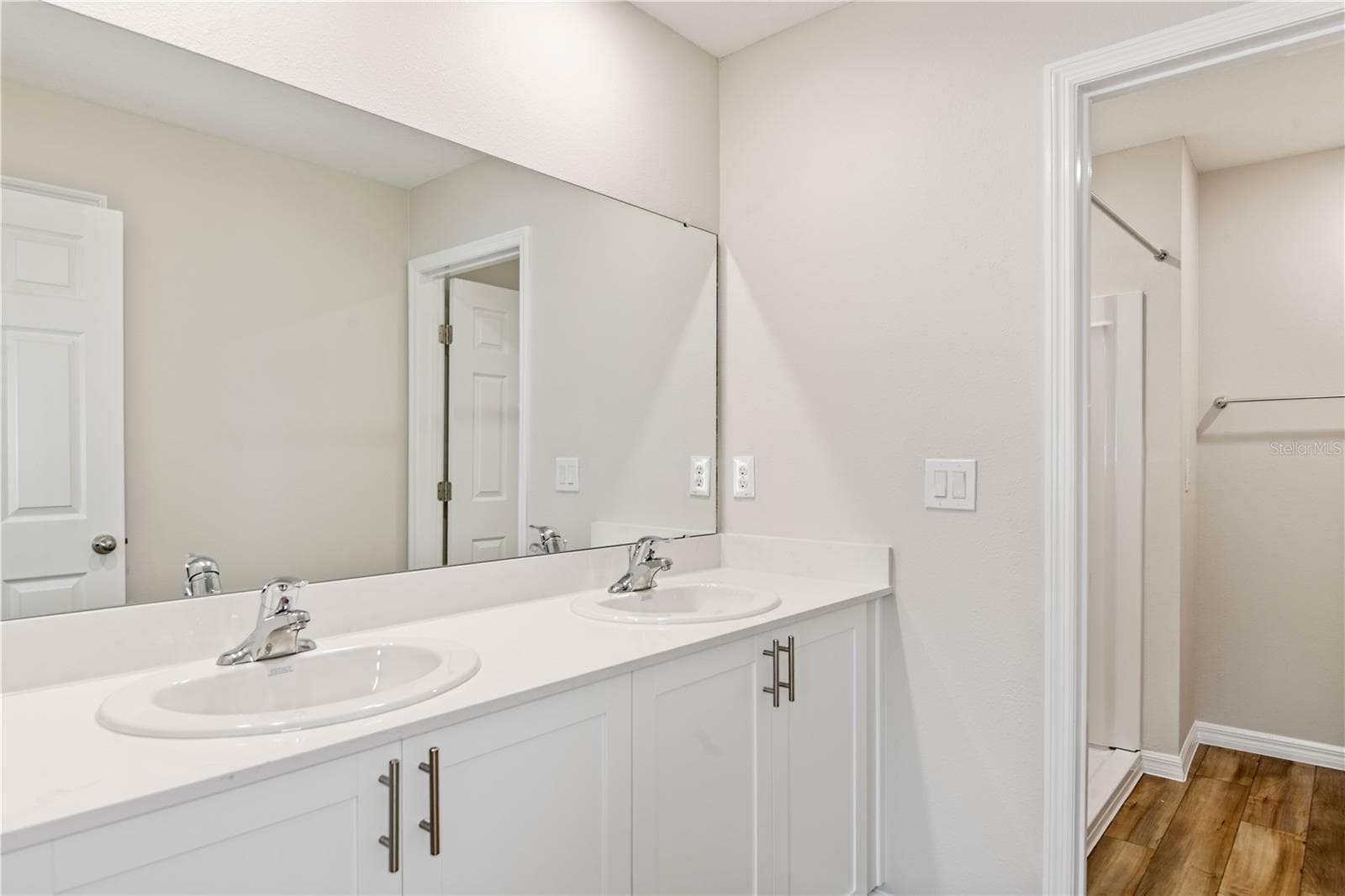 Single Family Residence at 9868 PELICAN COAST DR, DADE CITY, photo 6 of 23