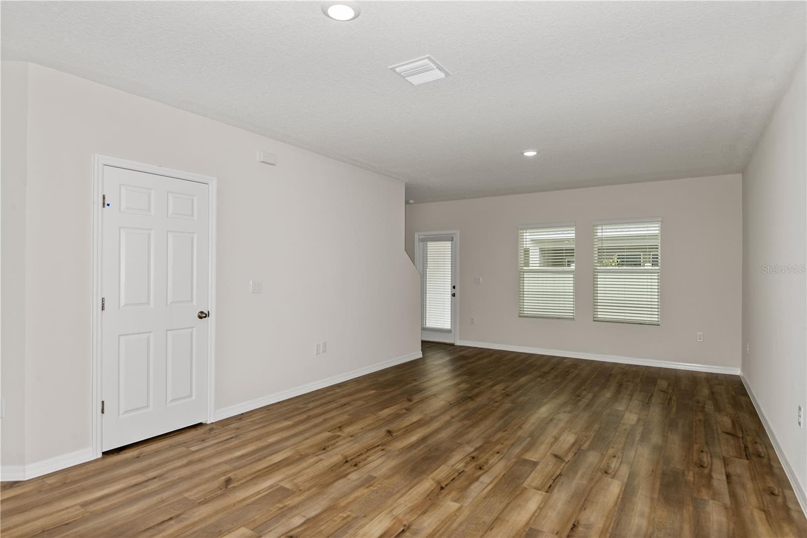 Single Family Residence at 9868 PELICAN COAST DR, DADE CITY, photo 13 of 23