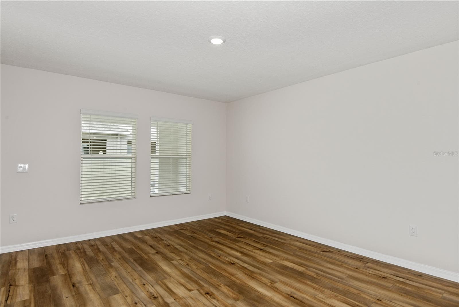 Single Family Residence at 9868 PELICAN COAST DR, DADE CITY, photo 14 of 23