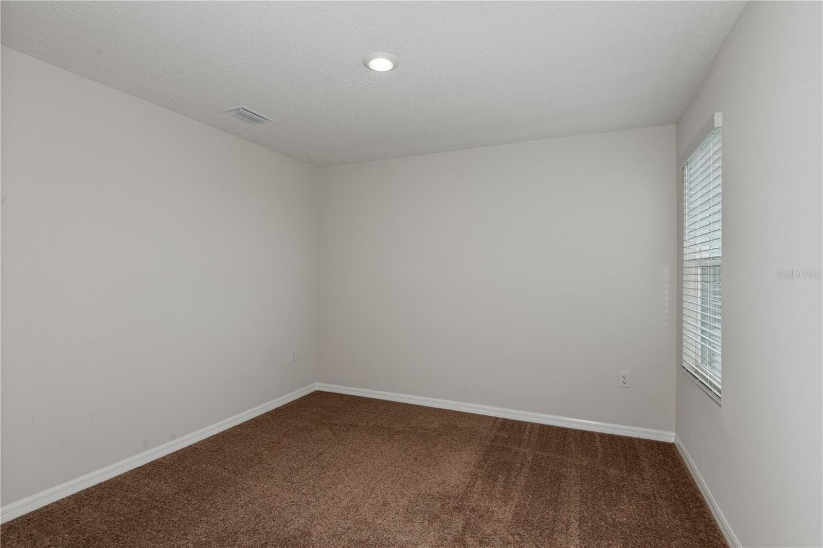 Single Family Residence at 9868 PELICAN COAST DR, DADE CITY, photo 15 of 23