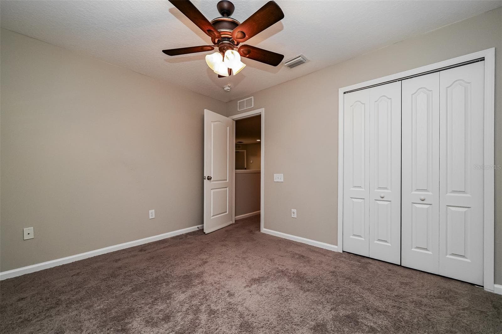 Single Family Residence at 2026 HEARTLAND CIR, VALRICO, photo 13 of 22