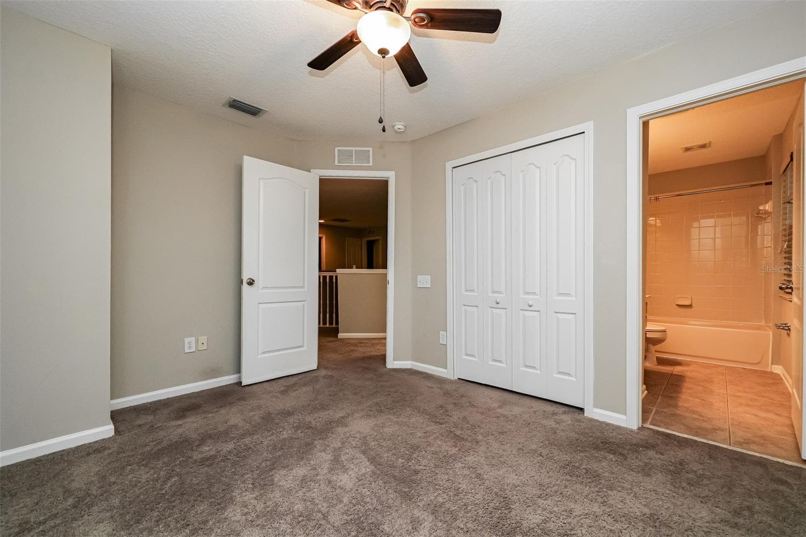 Single Family Residence at 2026 HEARTLAND CIR, VALRICO, photo 15 of 22
