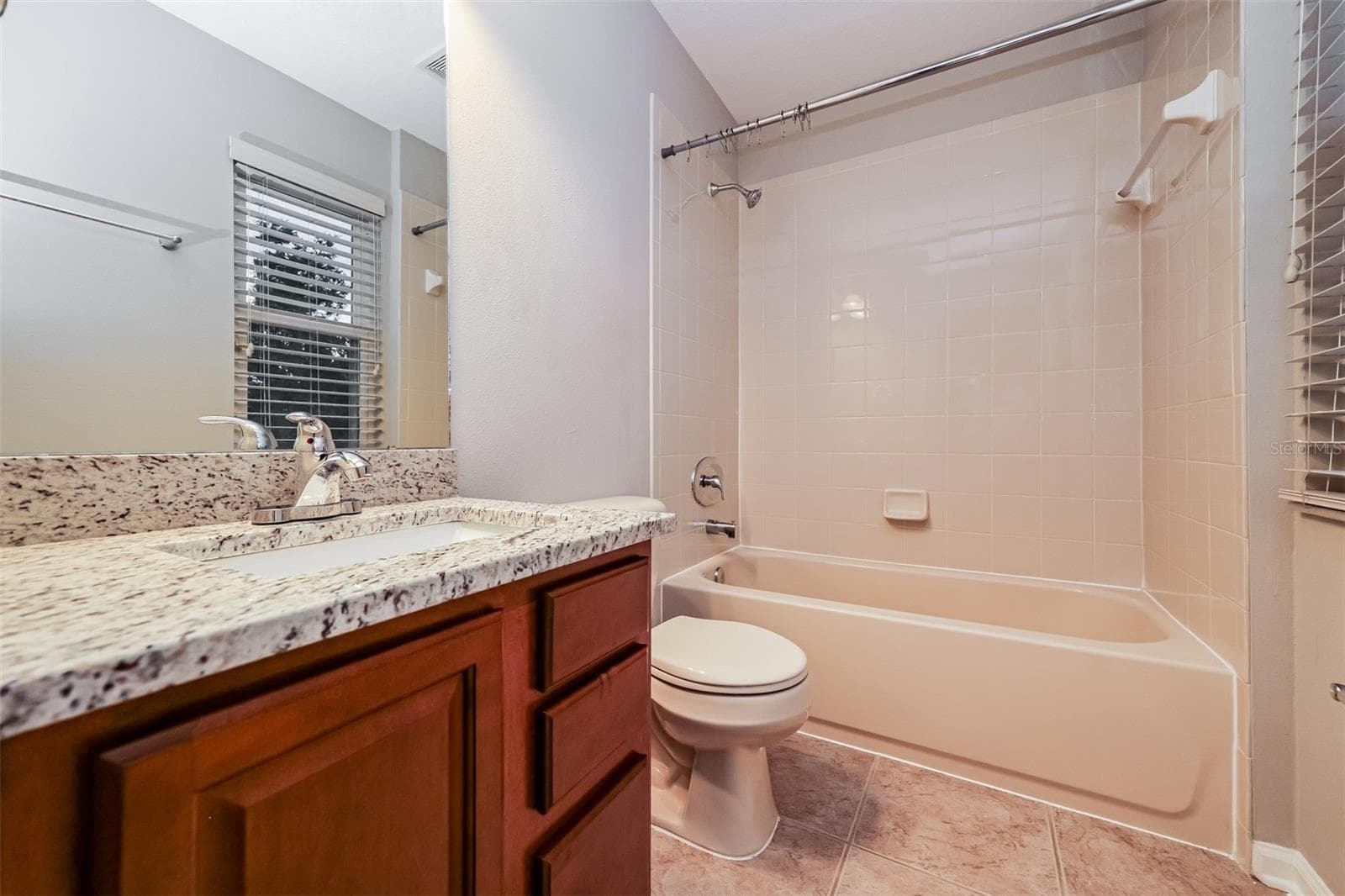 Single Family Residence at 2026 HEARTLAND CIR, VALRICO, photo 18 of 22