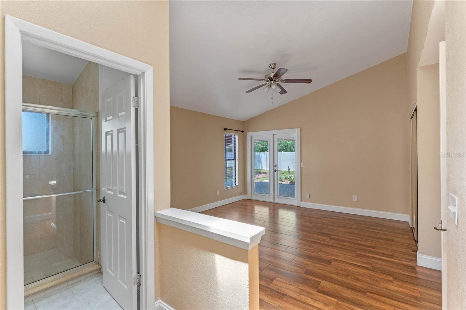 Single Family Residence at 521 LAKESHORE CIR, LAKE MARY, photo 16 of 23