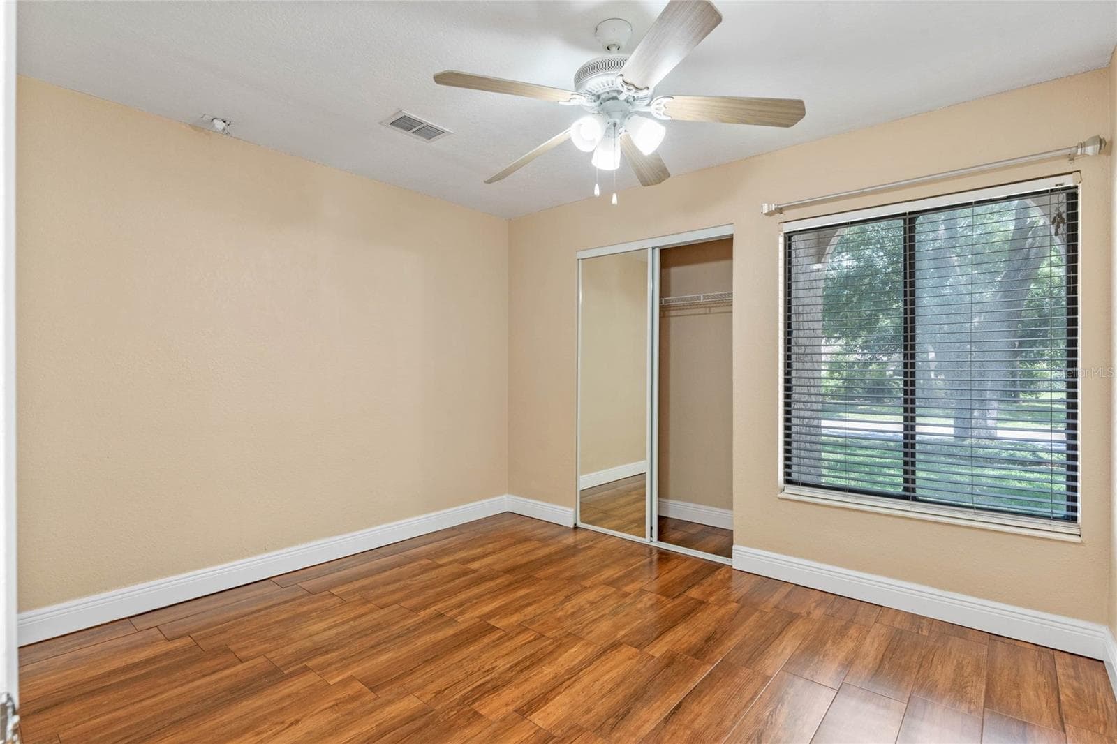 Single Family Residence at 521 LAKESHORE CIR, LAKE MARY, photo 20 of 23