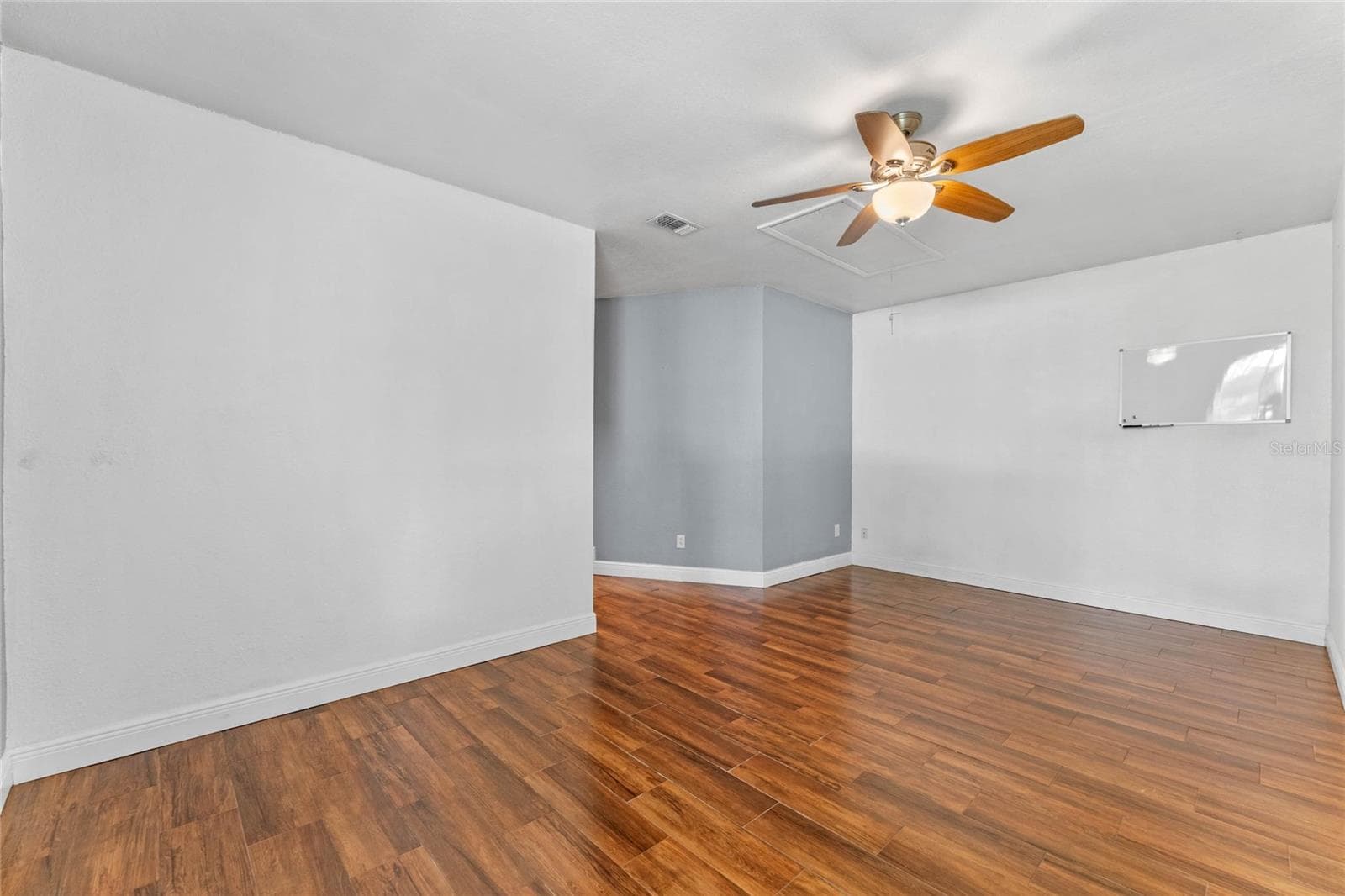 Single Family Residence at 521 LAKESHORE CIR, LAKE MARY, photo 22 of 23