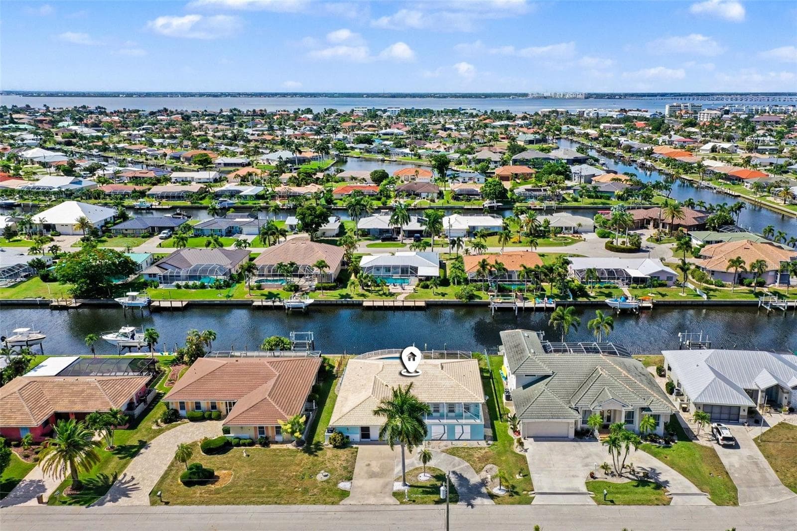 Your dream waterfront setting only 6-8 minutes to open water (looking north at canal system and view of Peace River meeting Charlotte Harbor) - 548 BELVEDERE CT, PUNTA GORDA