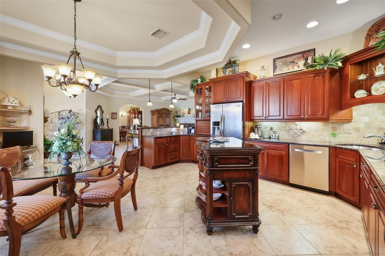 Kitchen and breakfast nook - 29925 CYPRESS POINTE, TAVARES