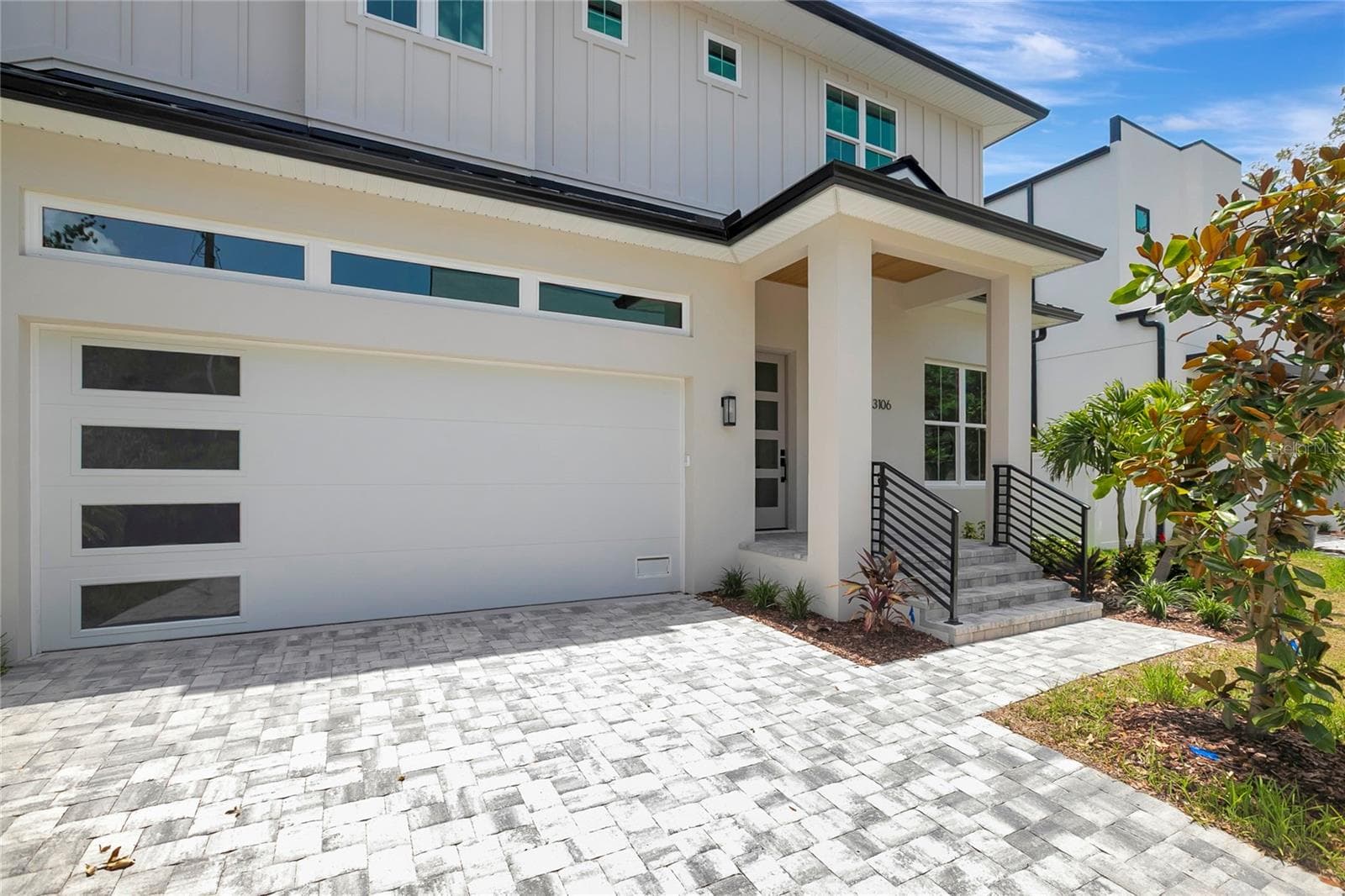 Single Family Residence at 3106 W COACHMAN AVE, TAMPA, photo 3 of 75