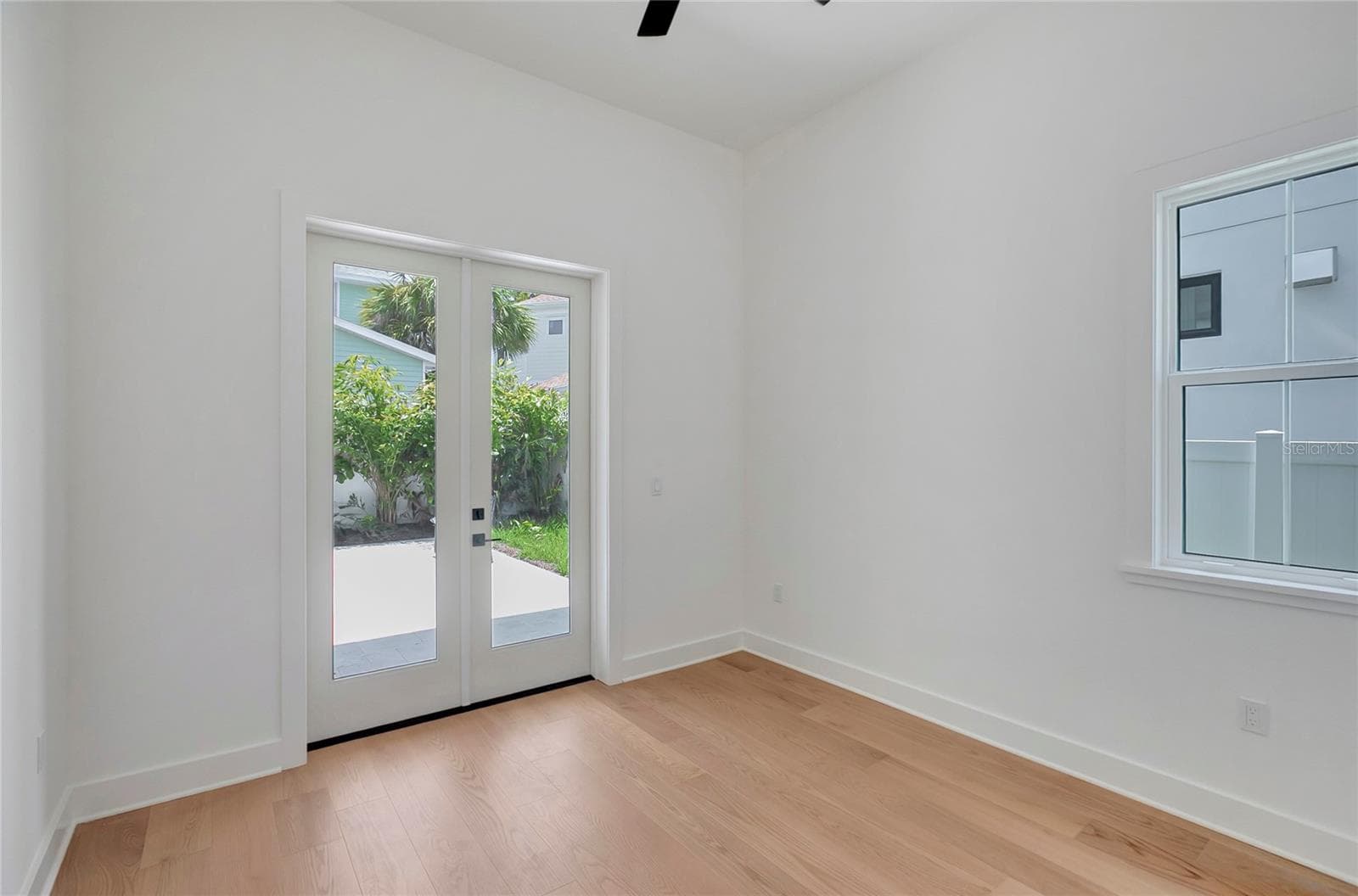 Single Family Residence at 3106 W COACHMAN AVE, TAMPA, photo 36 of 75