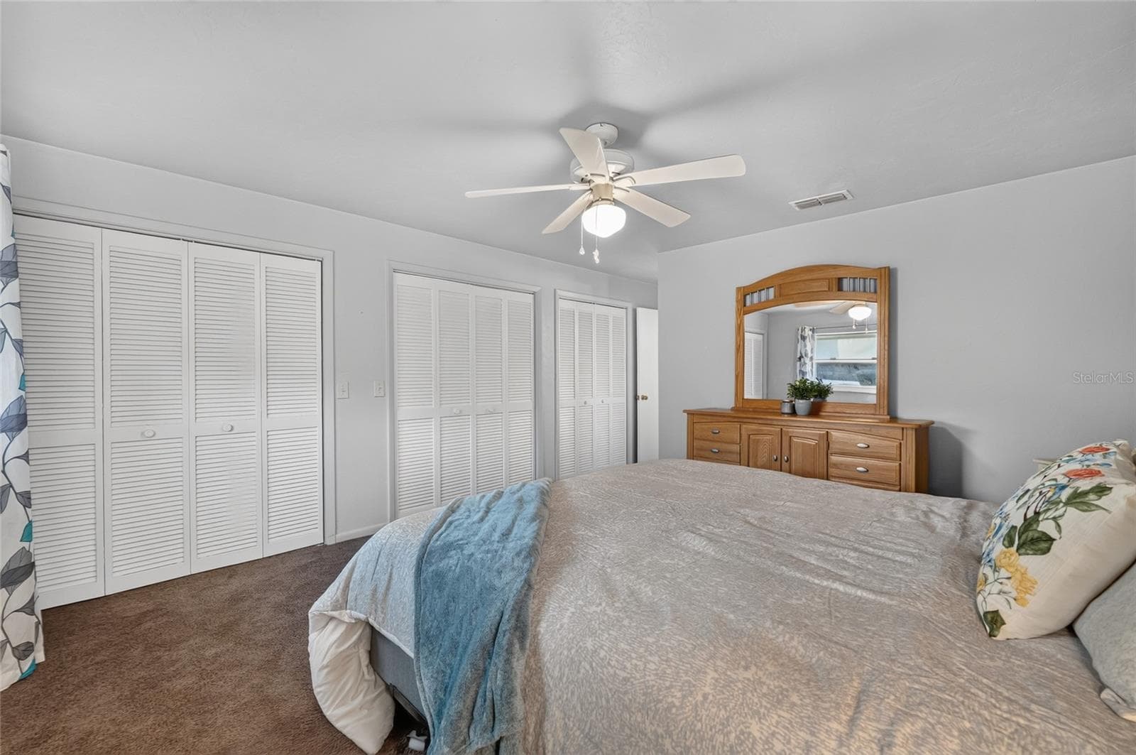 Single Family Residence at 3705 N HONEYLOCUST DR, BEVERLY HILLS, photo 38 of 66