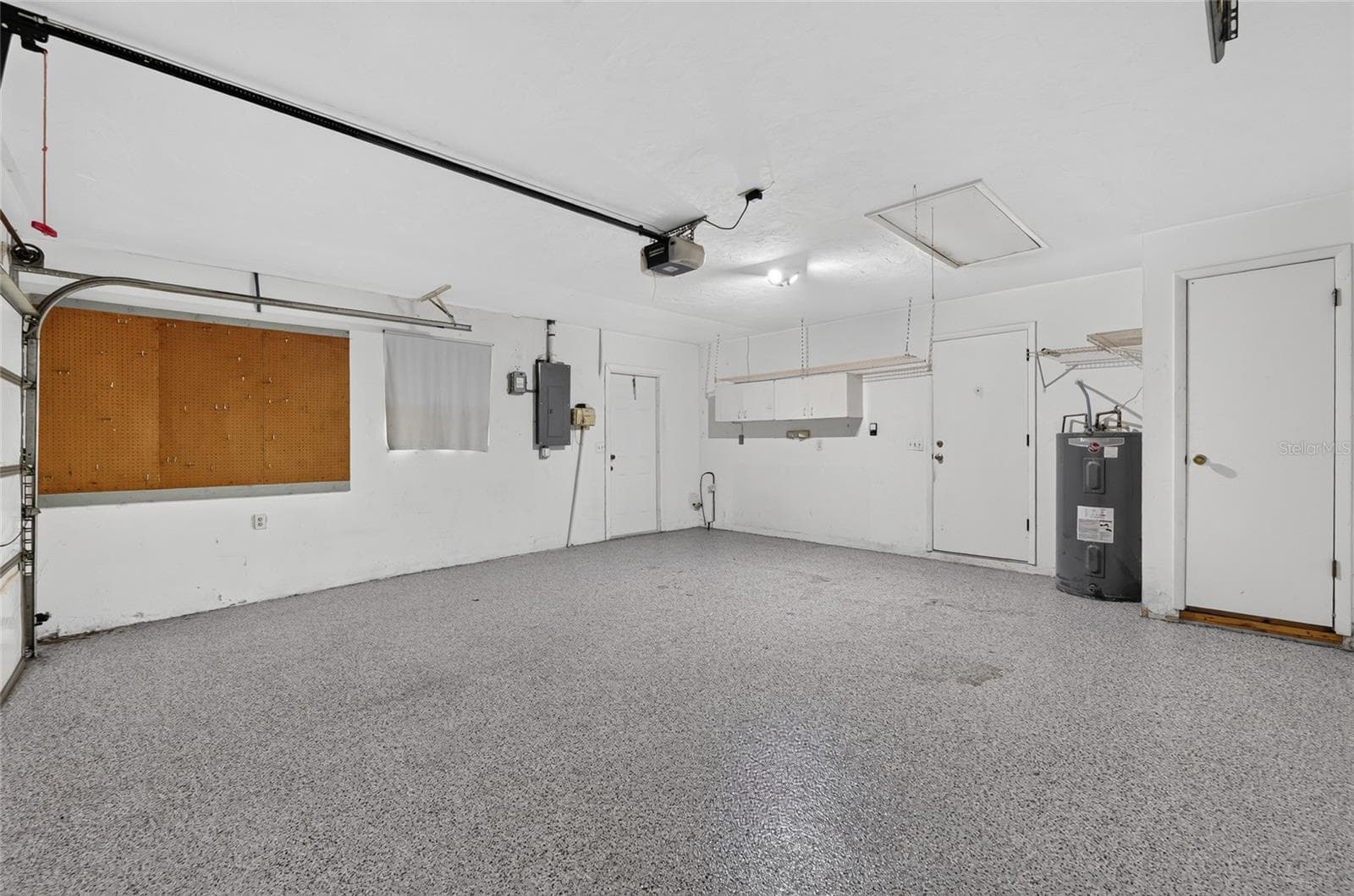 Single Family Residence at 3705 N HONEYLOCUST DR, BEVERLY HILLS, photo 48 of 66