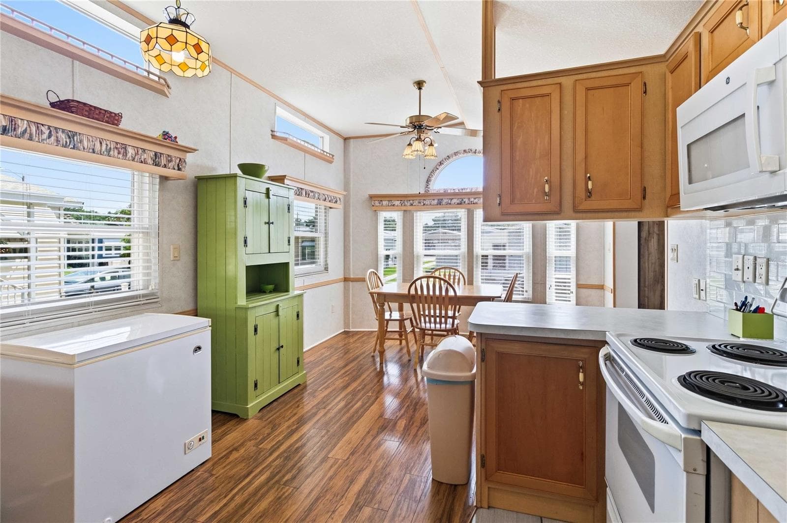 Manufactured Home at 67 CITRUS RIDGE DR, DAVENPORT, photo 14 of 40