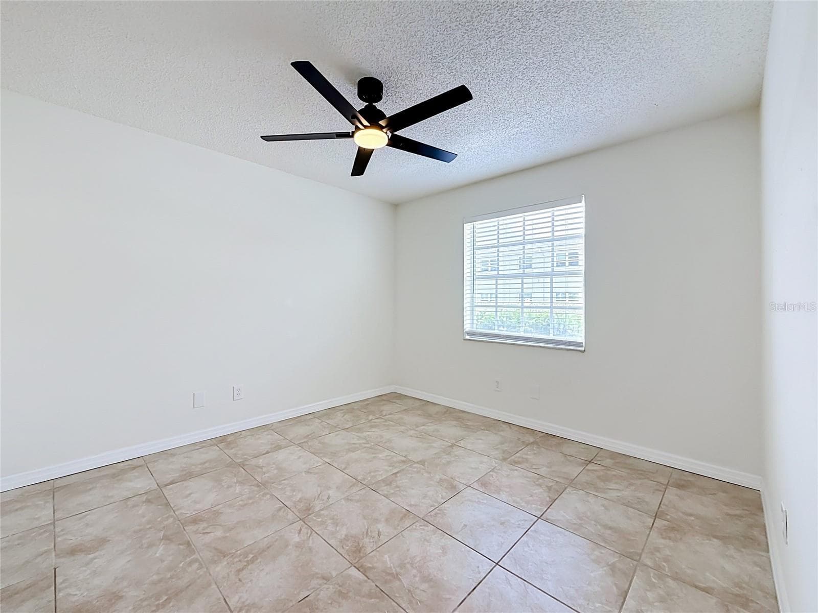 Condominium at 6826 STONES THROW CIR N #11101, ST PETERSBURG, photo 17 of 39