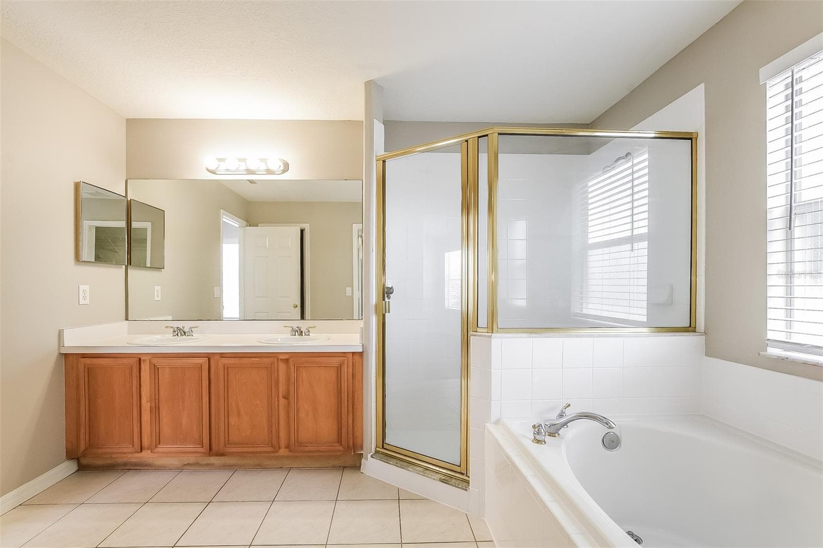 Single Family Residence at 14401 KRISTENRIGHT LN, ORLANDO, photo 23 of 33