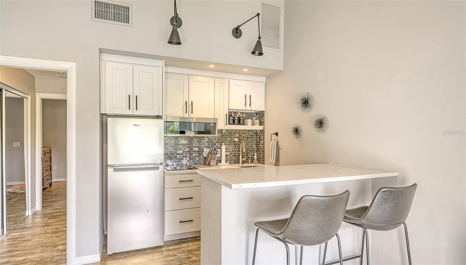 Condominium at 3127 LONGMEADOW #2, SARASOTA, photo 9 of 54