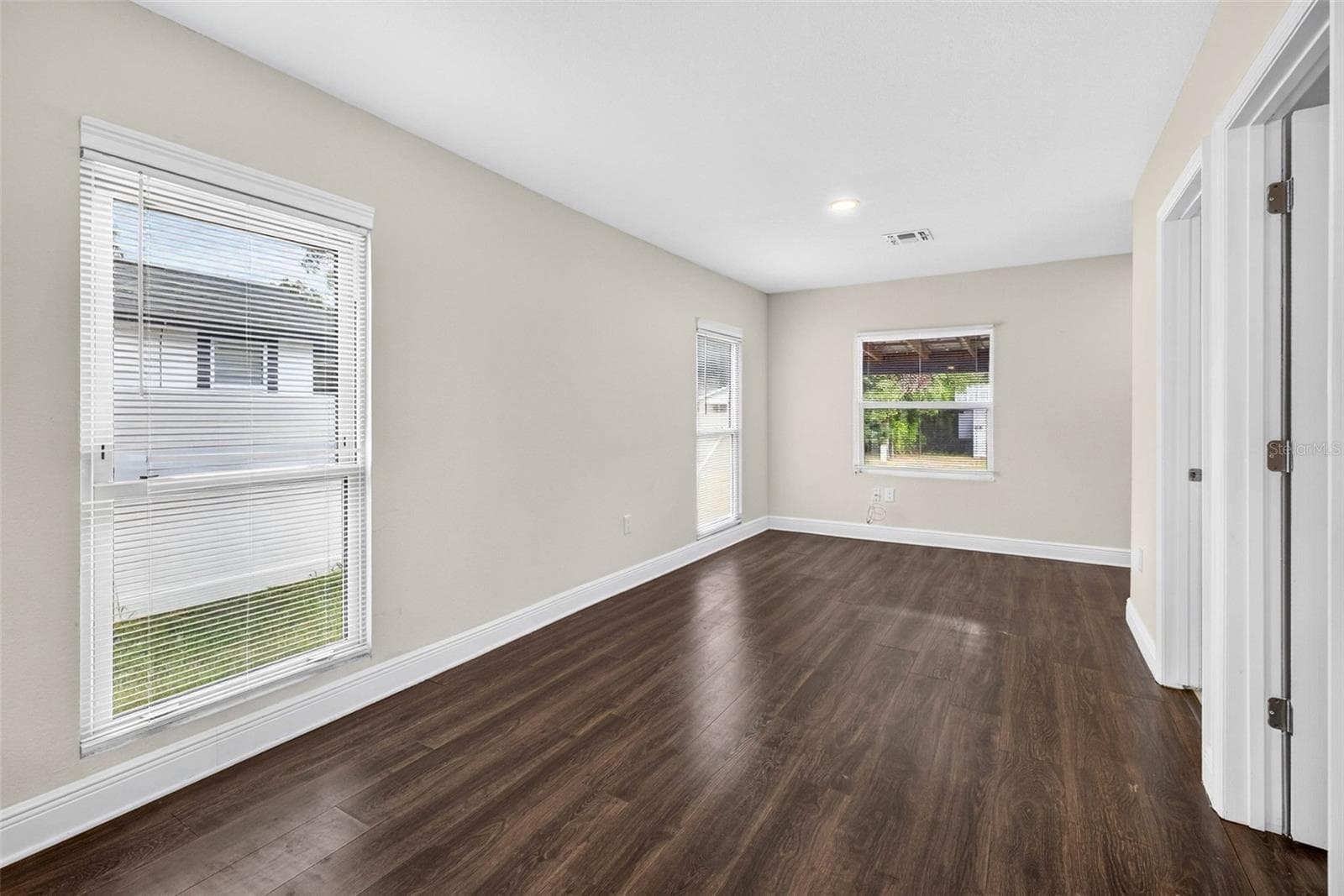 Single Family Residence at 14352 LAWRENCE ST, DADE CITY, photo 7 of 42