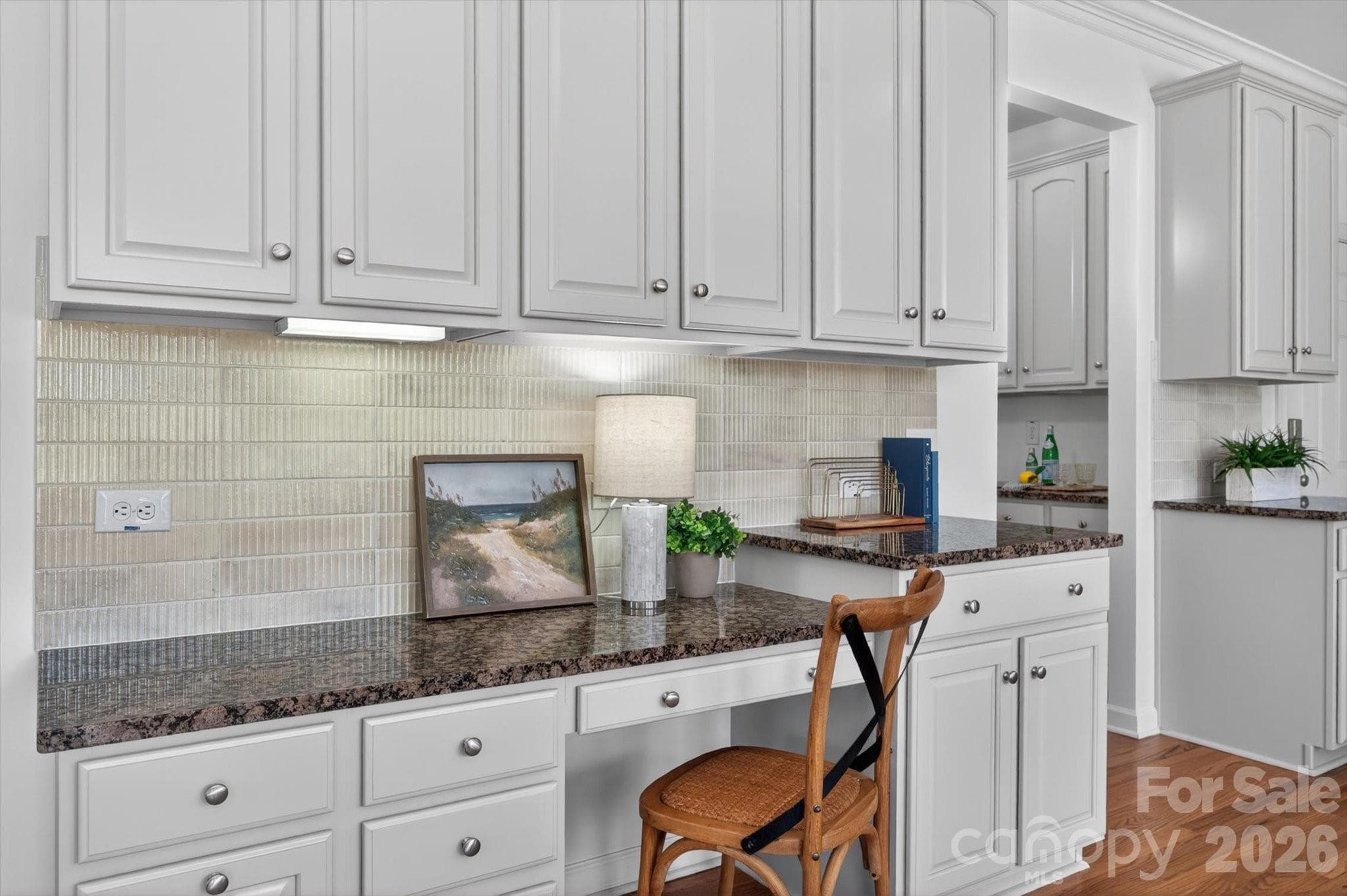 Single Family Residence at 2003 Ptarmigan Court, Waxhaw, photo 11 of 31