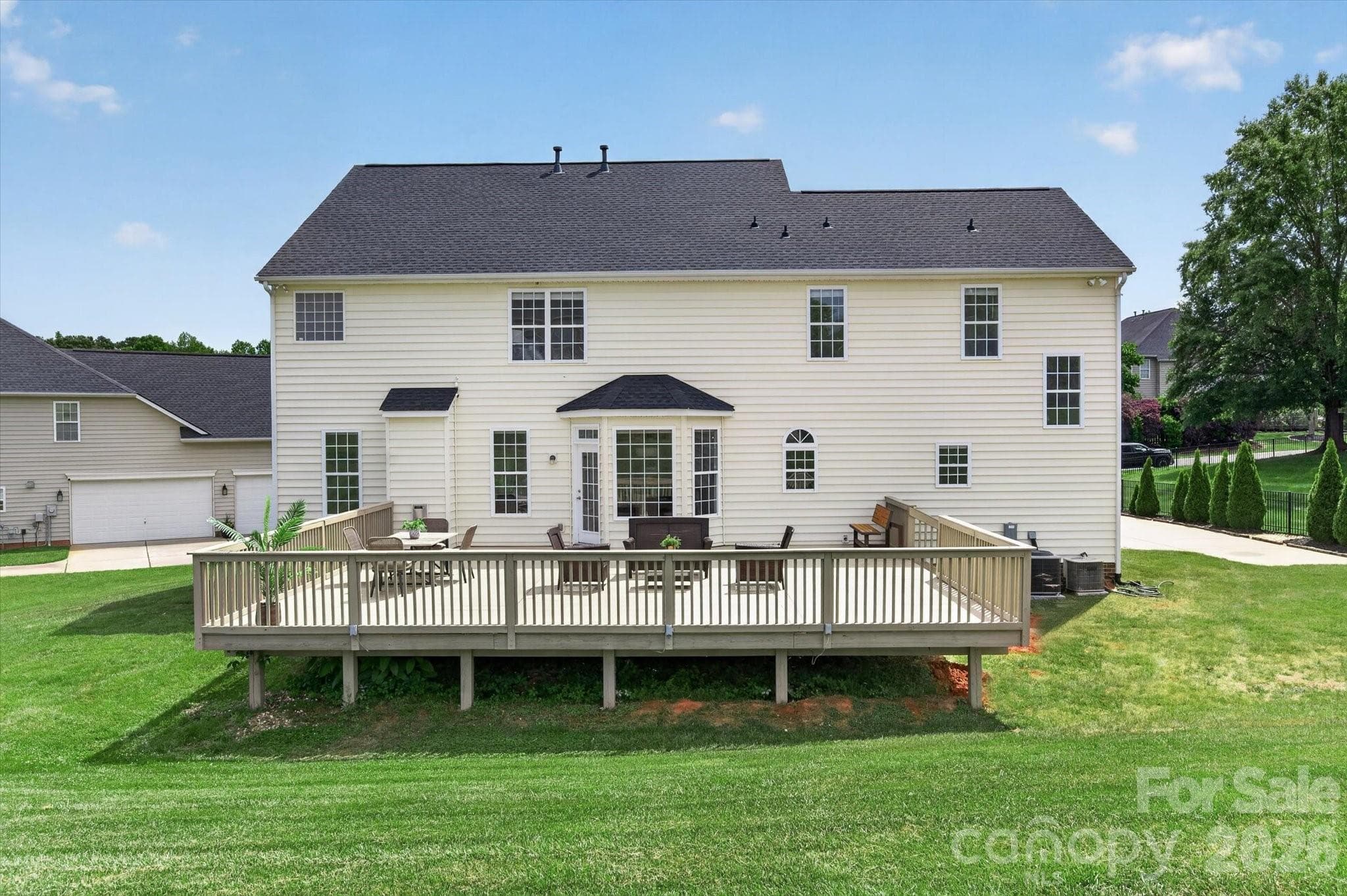 Single Family Residence at 2003 Ptarmigan Court, Waxhaw, photo 27 of 31