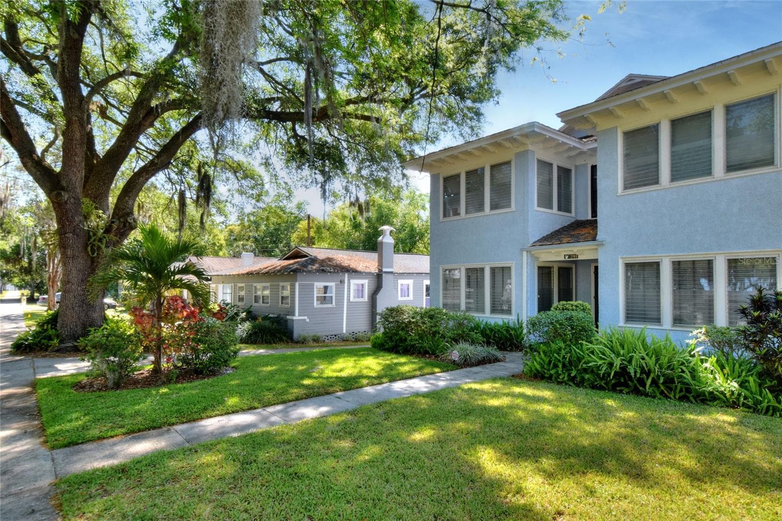 Quadruplex at 211 E PARK ST, LAKELAND, photo 2 of 51