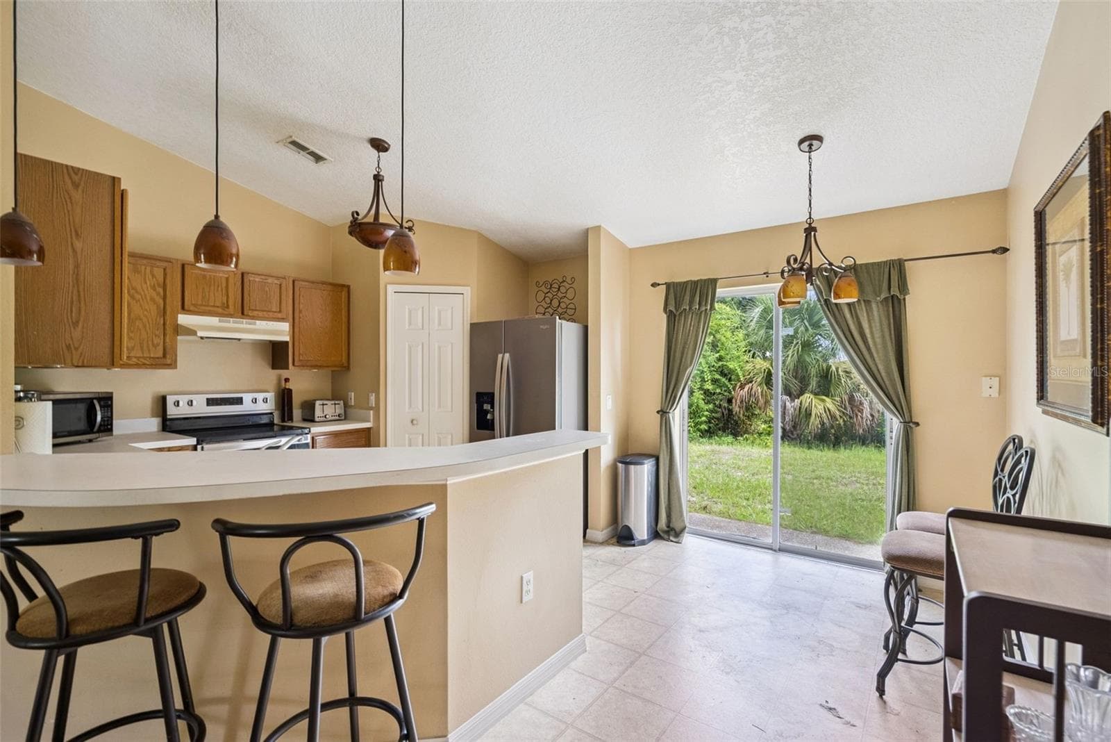 Single Family Residence at 3403 QUEEN PALM DR, EDGEWATER, photo 11 of 43