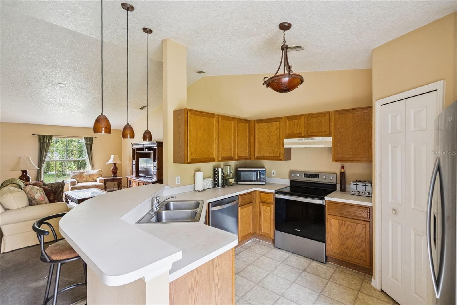 Single Family Residence at 3403 QUEEN PALM DR, EDGEWATER, photo 12 of 43