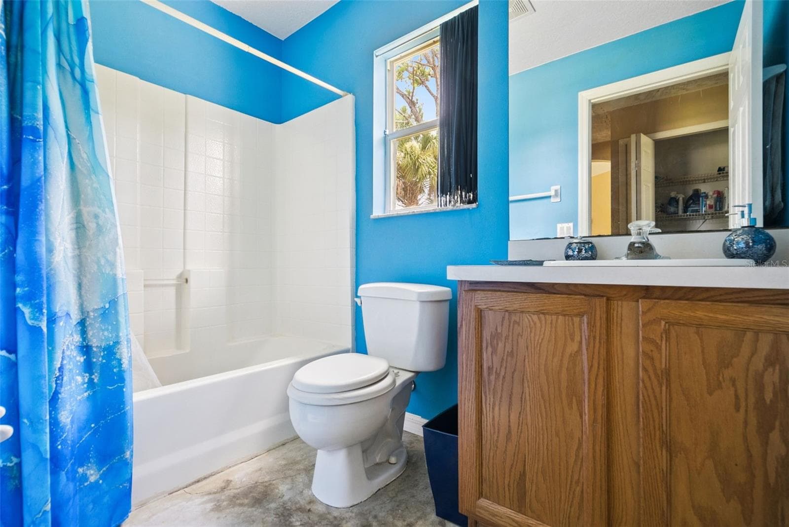 Single Family Residence at 3403 QUEEN PALM DR, EDGEWATER, photo 22 of 43
