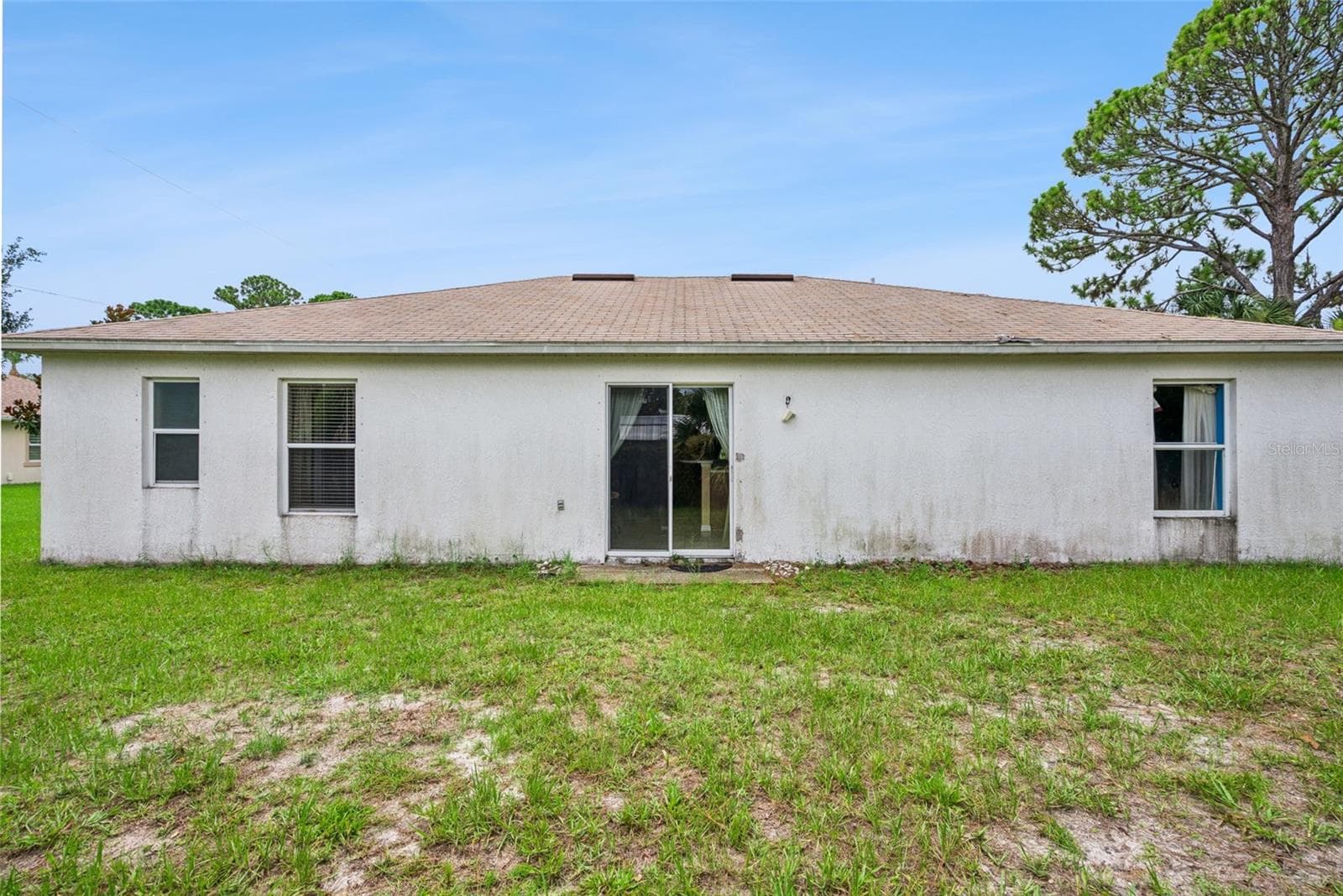 Single Family Residence at 3403 QUEEN PALM DR, EDGEWATER, photo 25 of 43