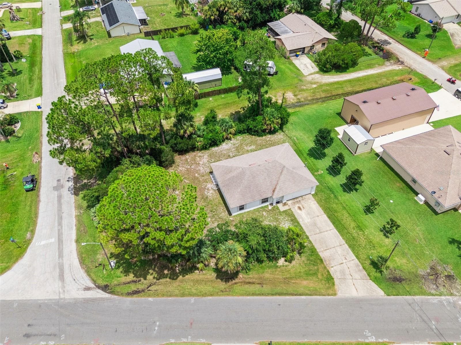 Single Family Residence at 3403 QUEEN PALM DR, EDGEWATER, photo 30 of 43