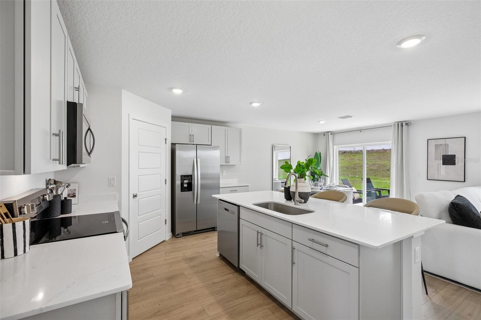 Single Family Residence at 239 SKYFIELD CT, LADY LAKE, photo 12 of 34