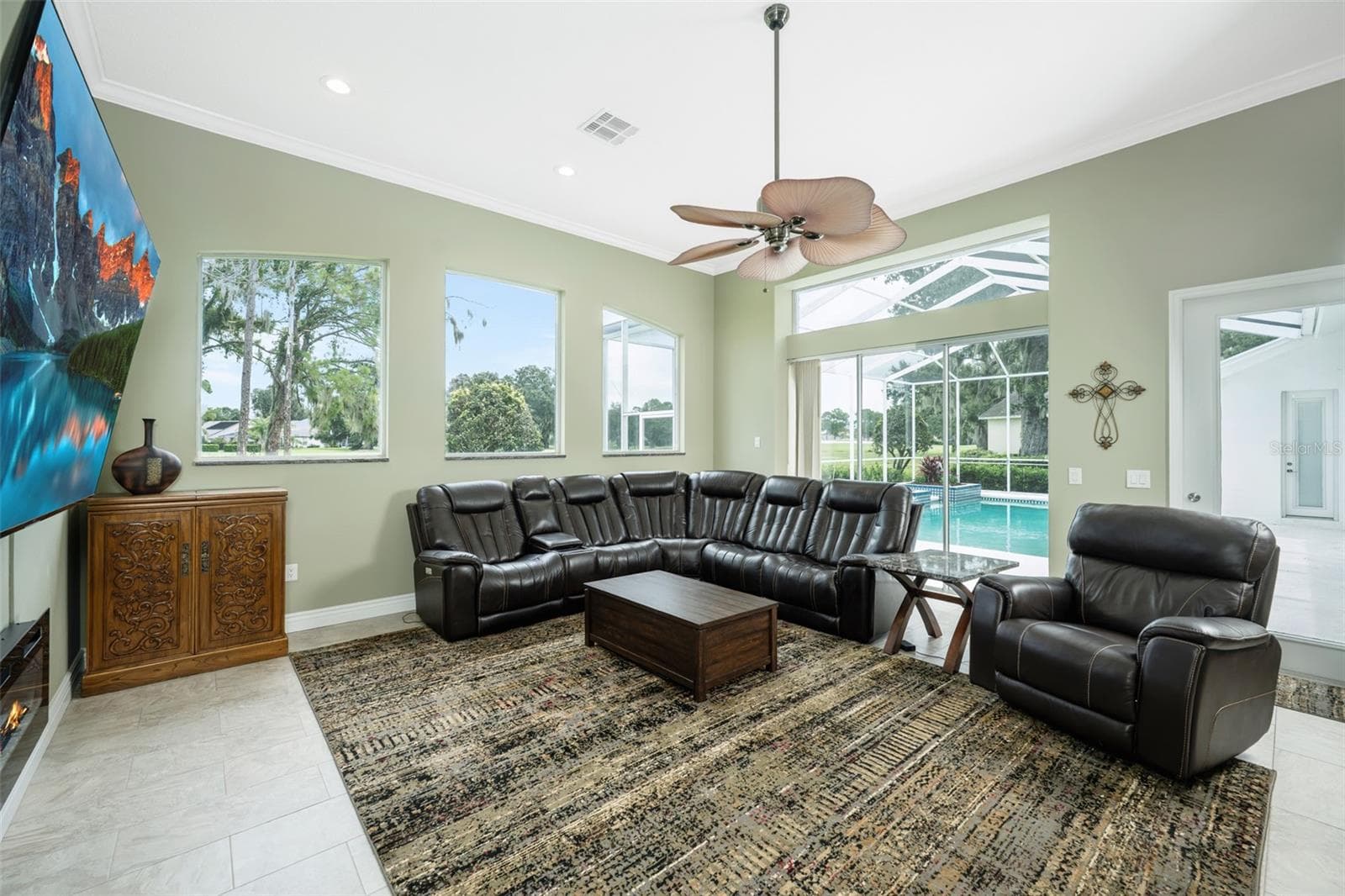 Single Family Residence at 5429 BURNT HICKORY DR, VALRICO, photo 8 of 50
