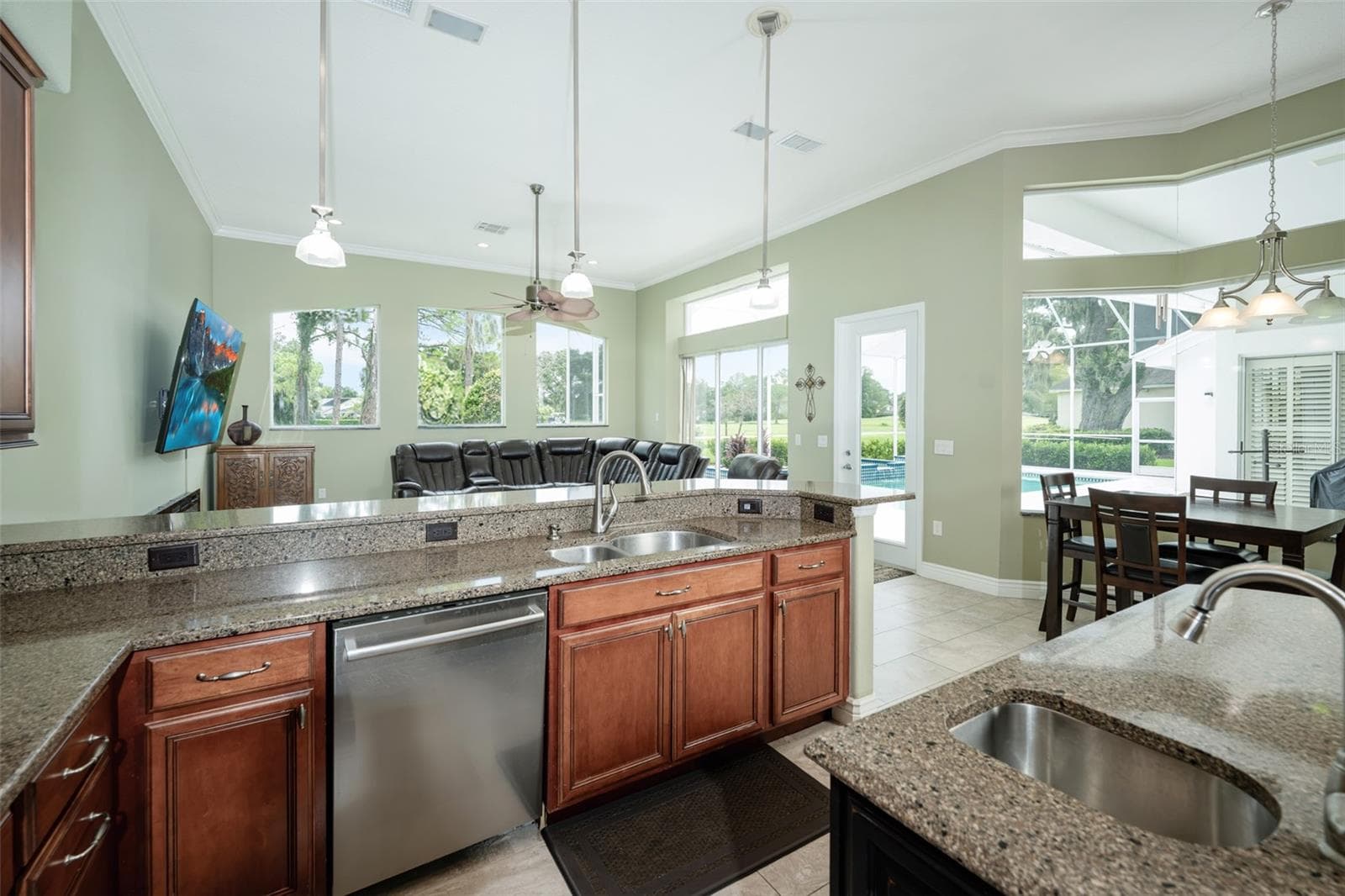 Single Family Residence at 5429 BURNT HICKORY DR, VALRICO, photo 9 of 50