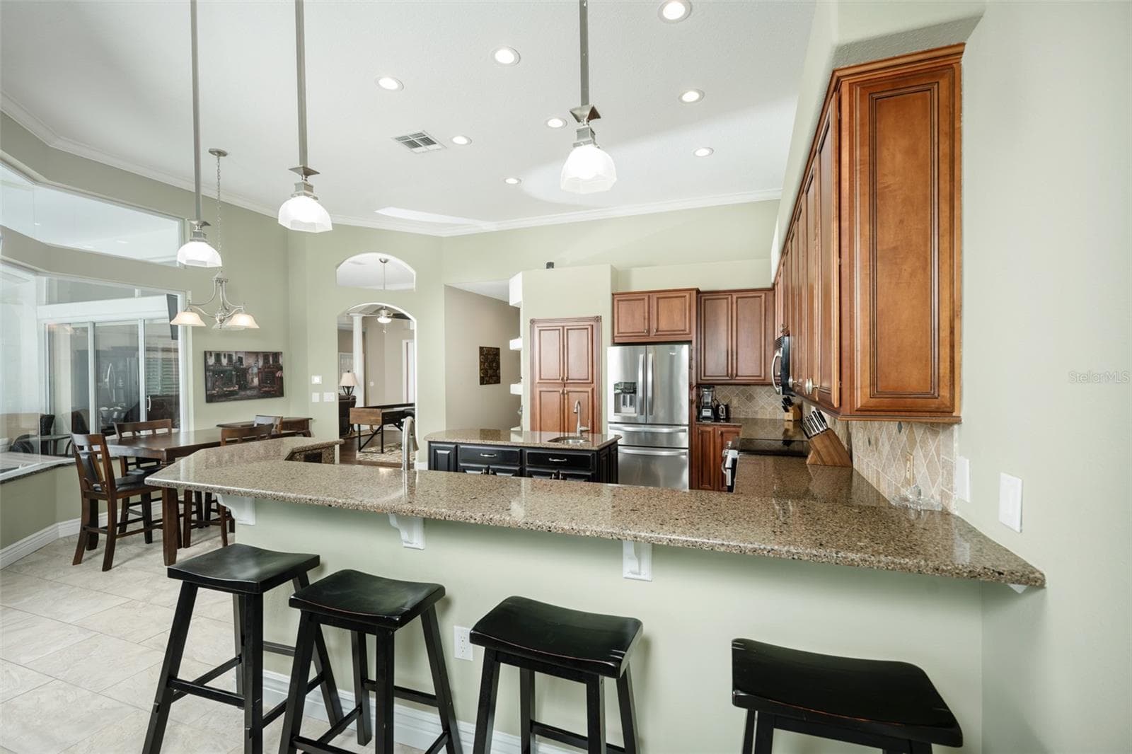 Single Family Residence at 5429 BURNT HICKORY DR, VALRICO, photo 11 of 50