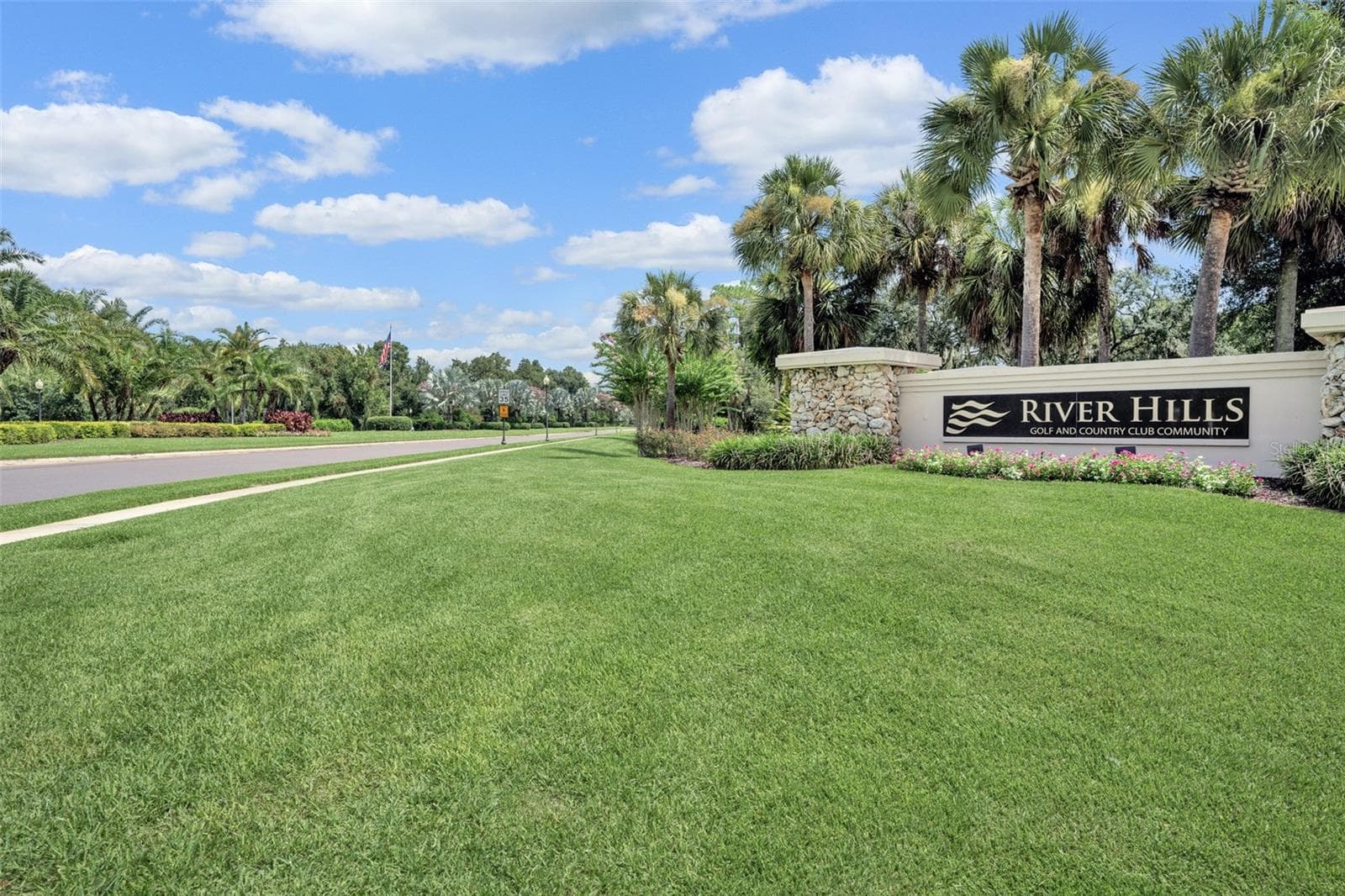 Single Family Residence at 5429 BURNT HICKORY DR, VALRICO, photo 50 of 50