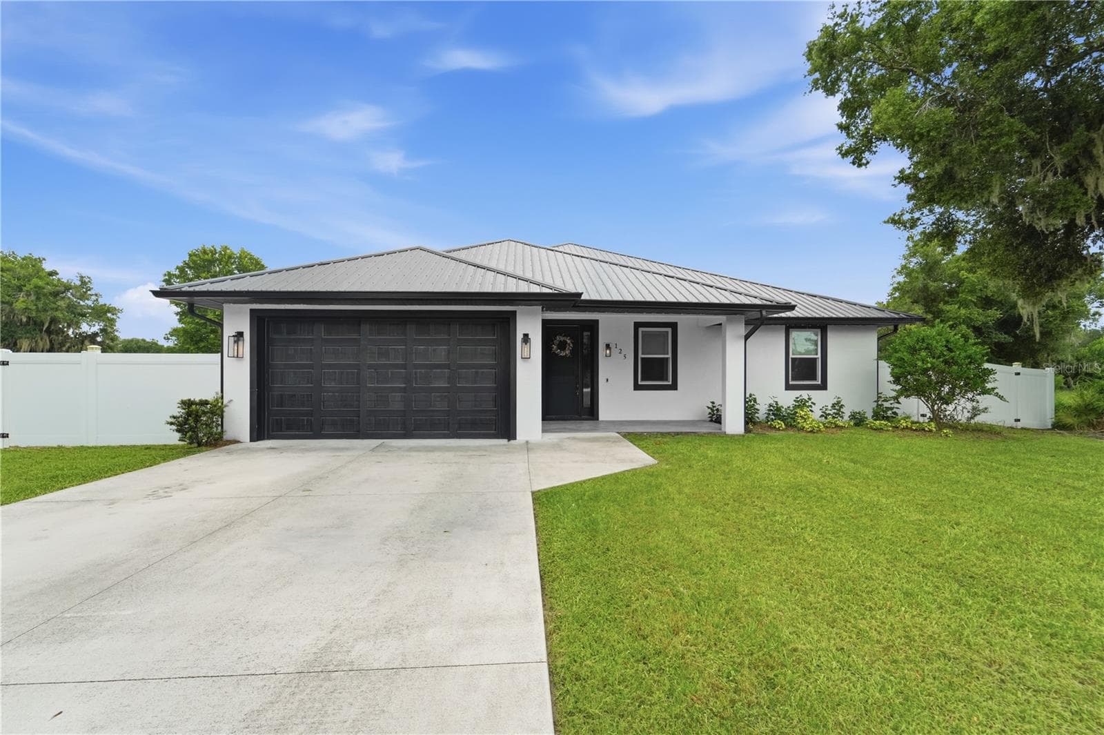 125 LONGWOOD DR