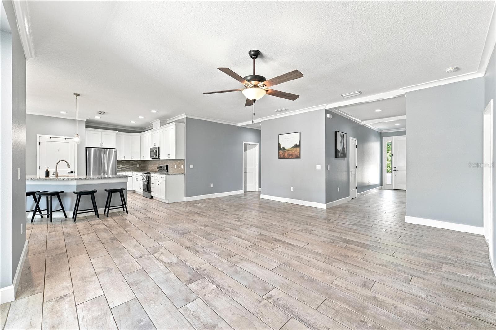 Open Living Room - 125 LONGWOOD DR, OSTEEN