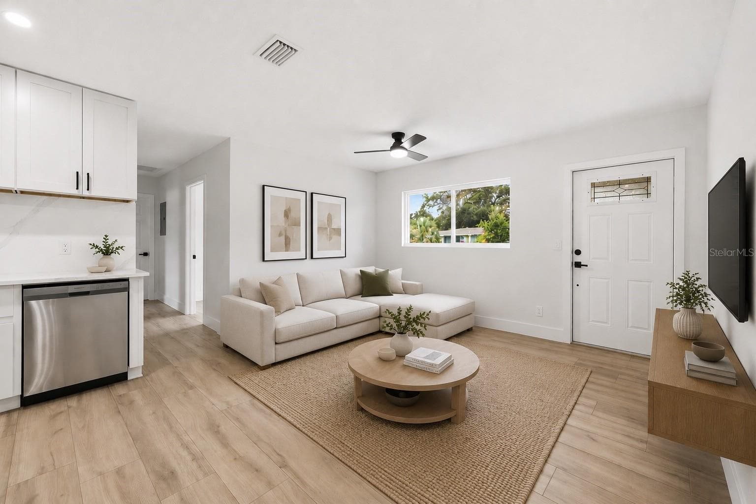 Single Family Residence at 4409 W WYOMING AVE, TAMPA, photo 5 of 28
