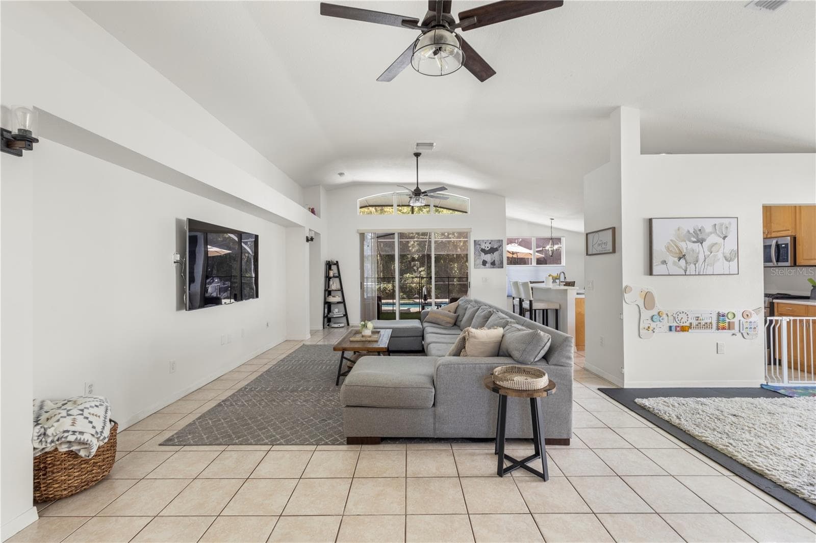 Single Family Residence at 30923 IVERSON DR, WESLEY CHAPEL, photo 8 of 61