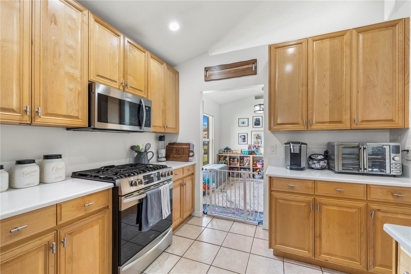Single Family Residence at 30923 IVERSON DR, WESLEY CHAPEL, photo 17 of 61