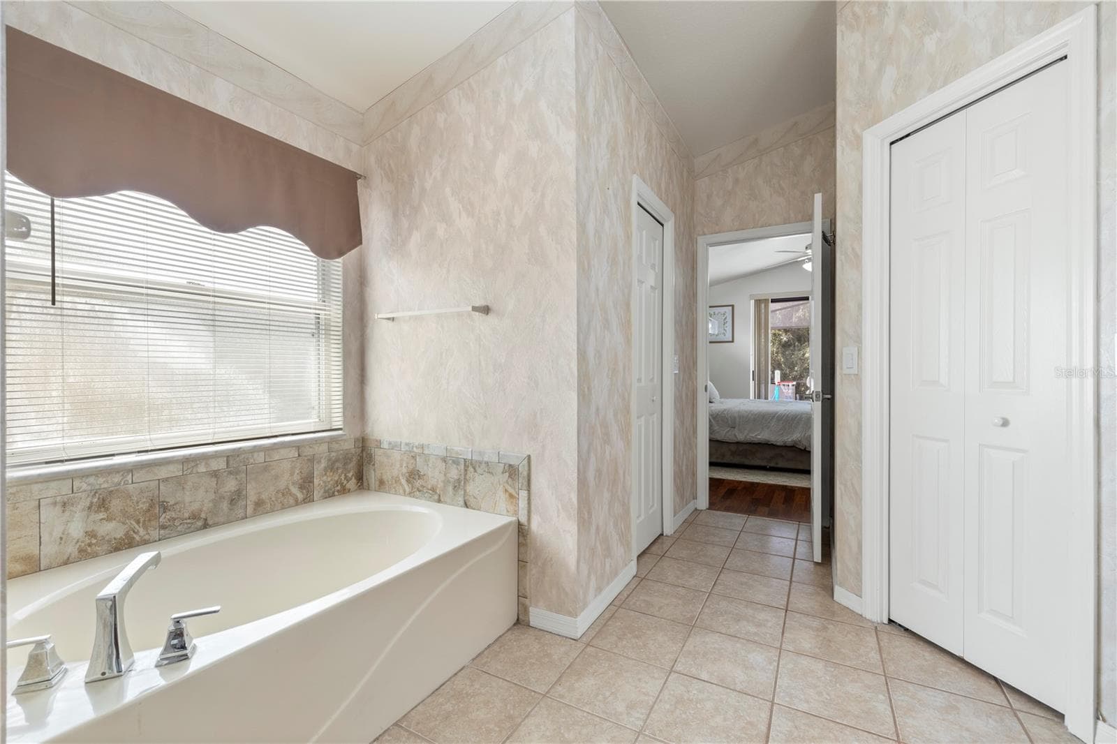 Single Family Residence at 30923 IVERSON DR, WESLEY CHAPEL, photo 29 of 61