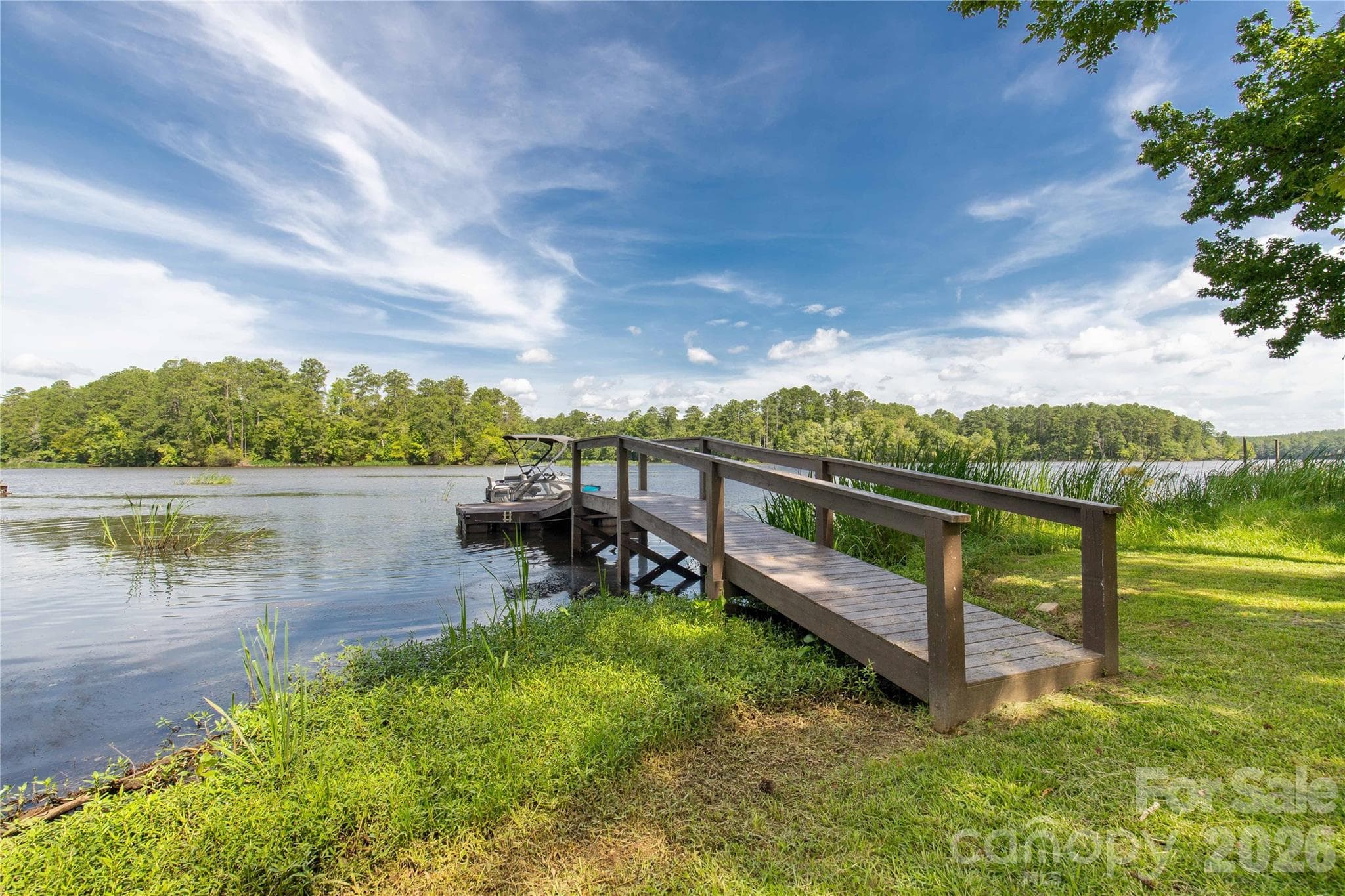 Private Dock - 2051 Great North Road, Winnsboro