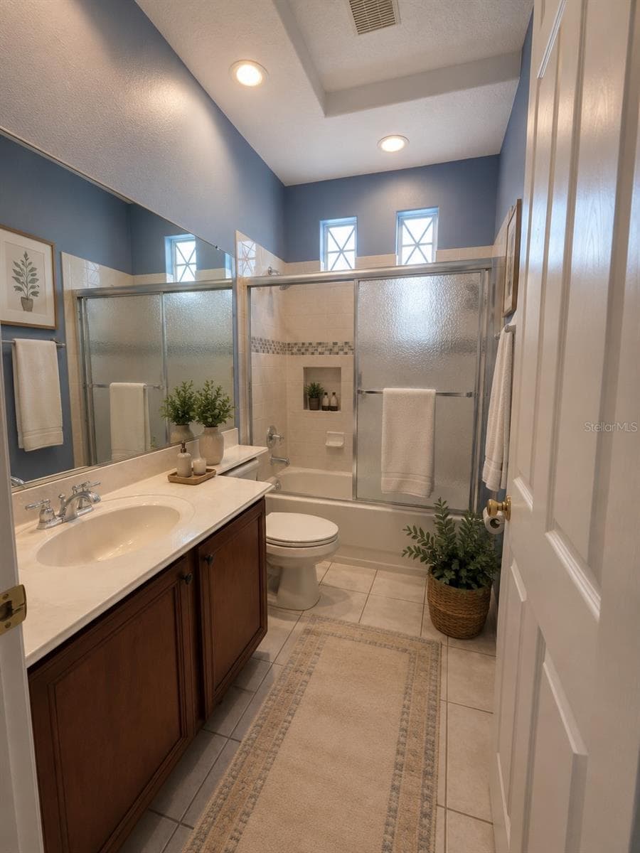 Bathroom 3 upstairs - 16407 BRISTOL LAKE CIR, ORLANDO