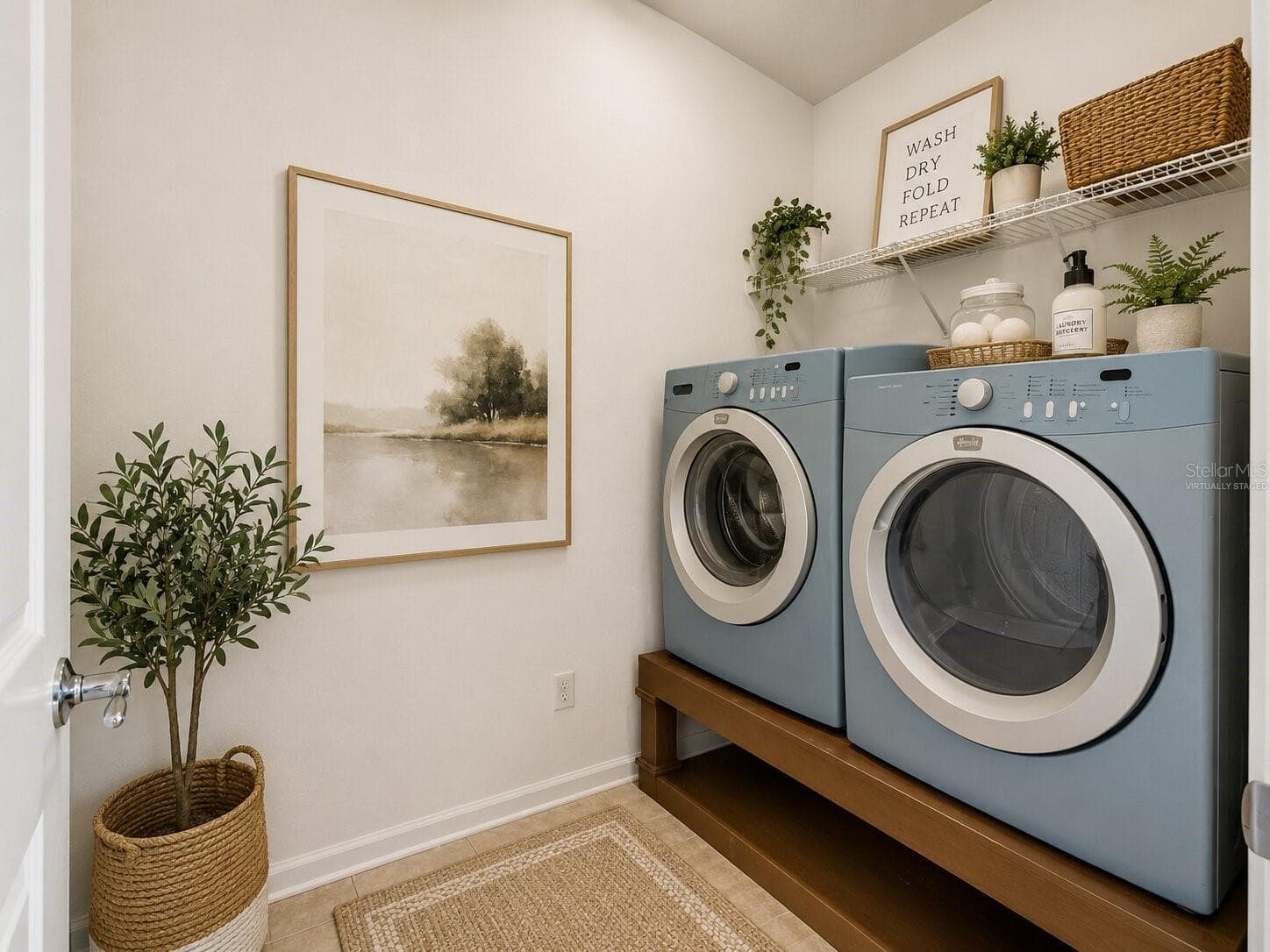 Virtually Staged Laundry Room - 2972 SANTA MARIA AVE, CLERMONT