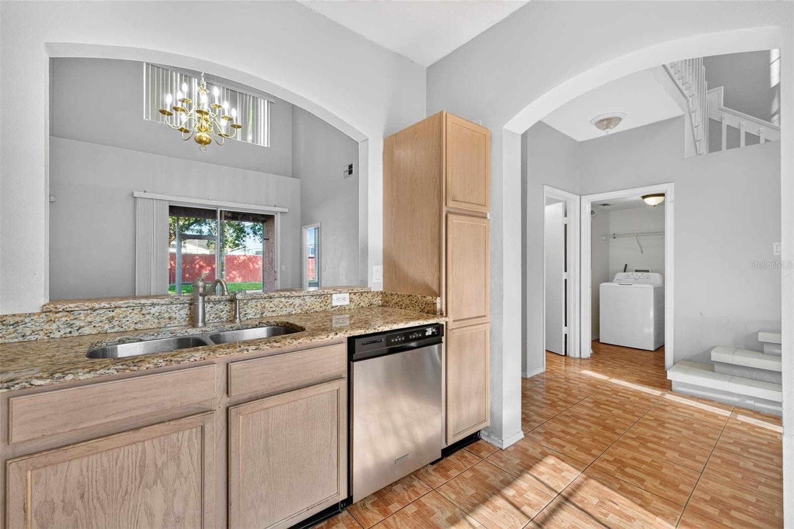 Townhouse at 13304 SUMMERTON DR, ORLANDO, photo 10 of 54