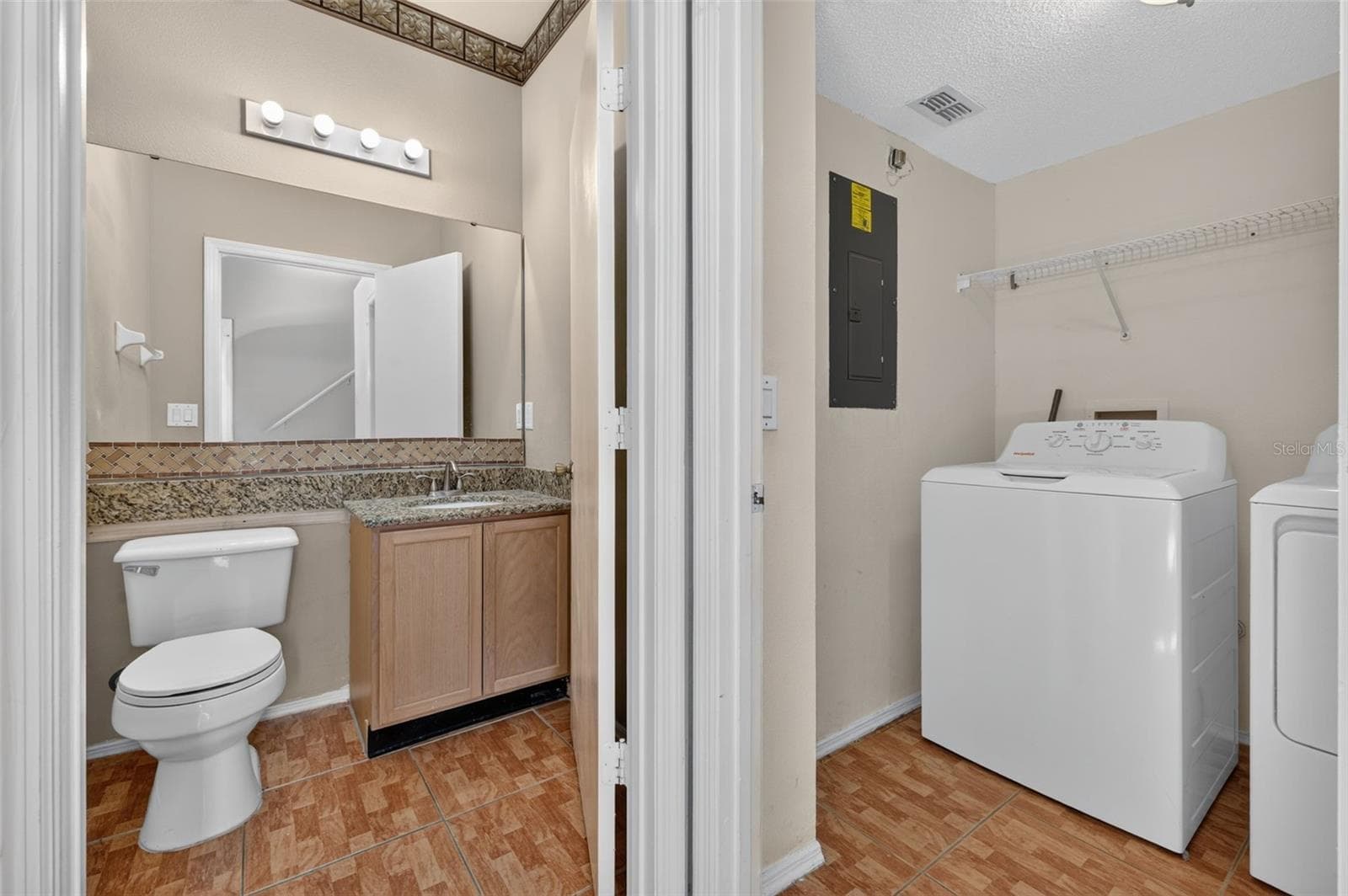 Townhouse at 13304 SUMMERTON DR, ORLANDO, photo 26 of 54