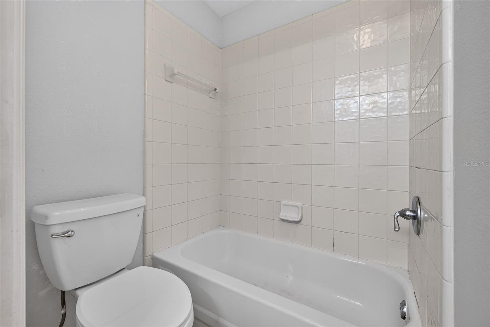 Townhouse at 13304 SUMMERTON DR, ORLANDO, photo 34 of 54