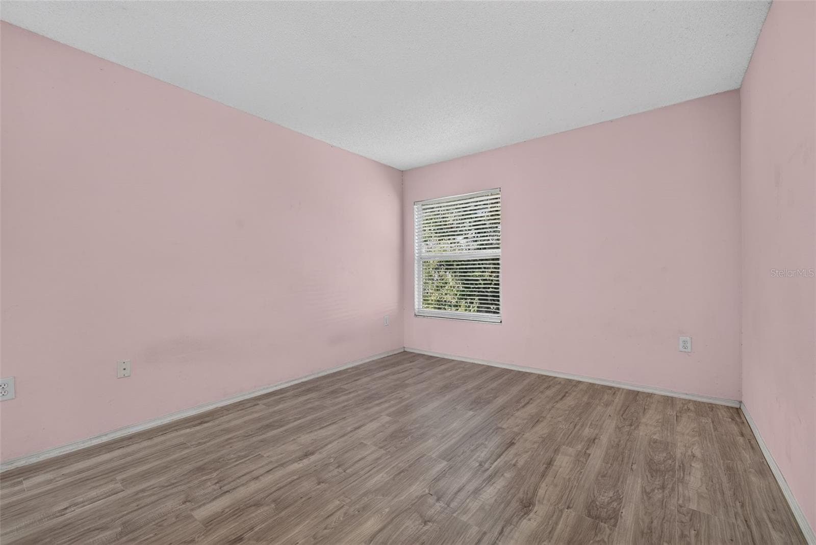 Townhouse at 13304 SUMMERTON DR, ORLANDO, photo 37 of 54