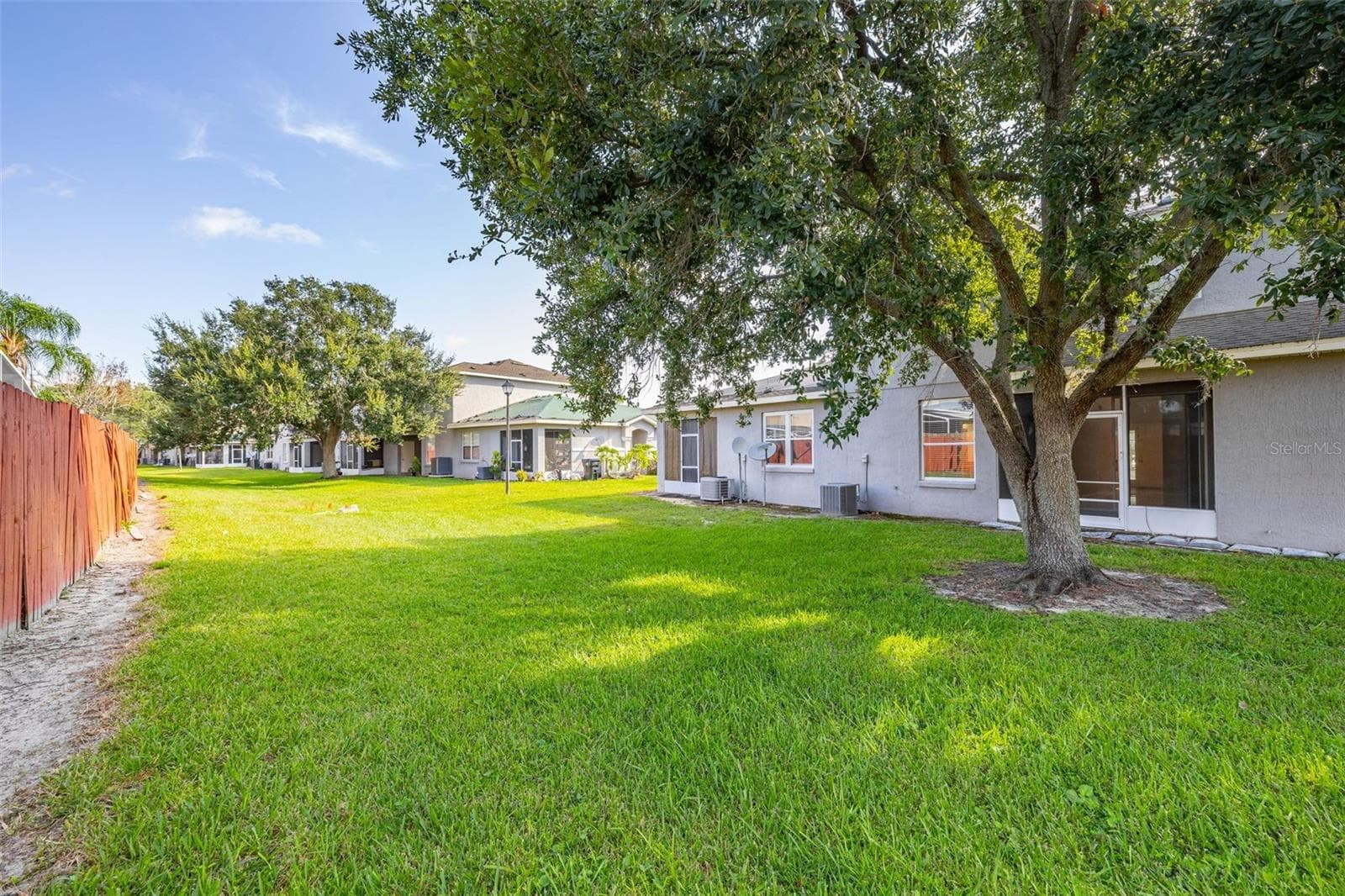 Townhouse at 13304 SUMMERTON DR, ORLANDO, photo 45 of 54