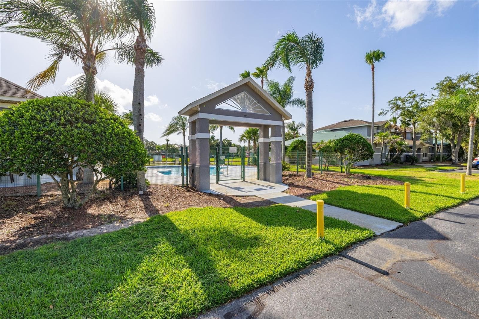 Townhouse at 13304 SUMMERTON DR, ORLANDO, photo 48 of 54